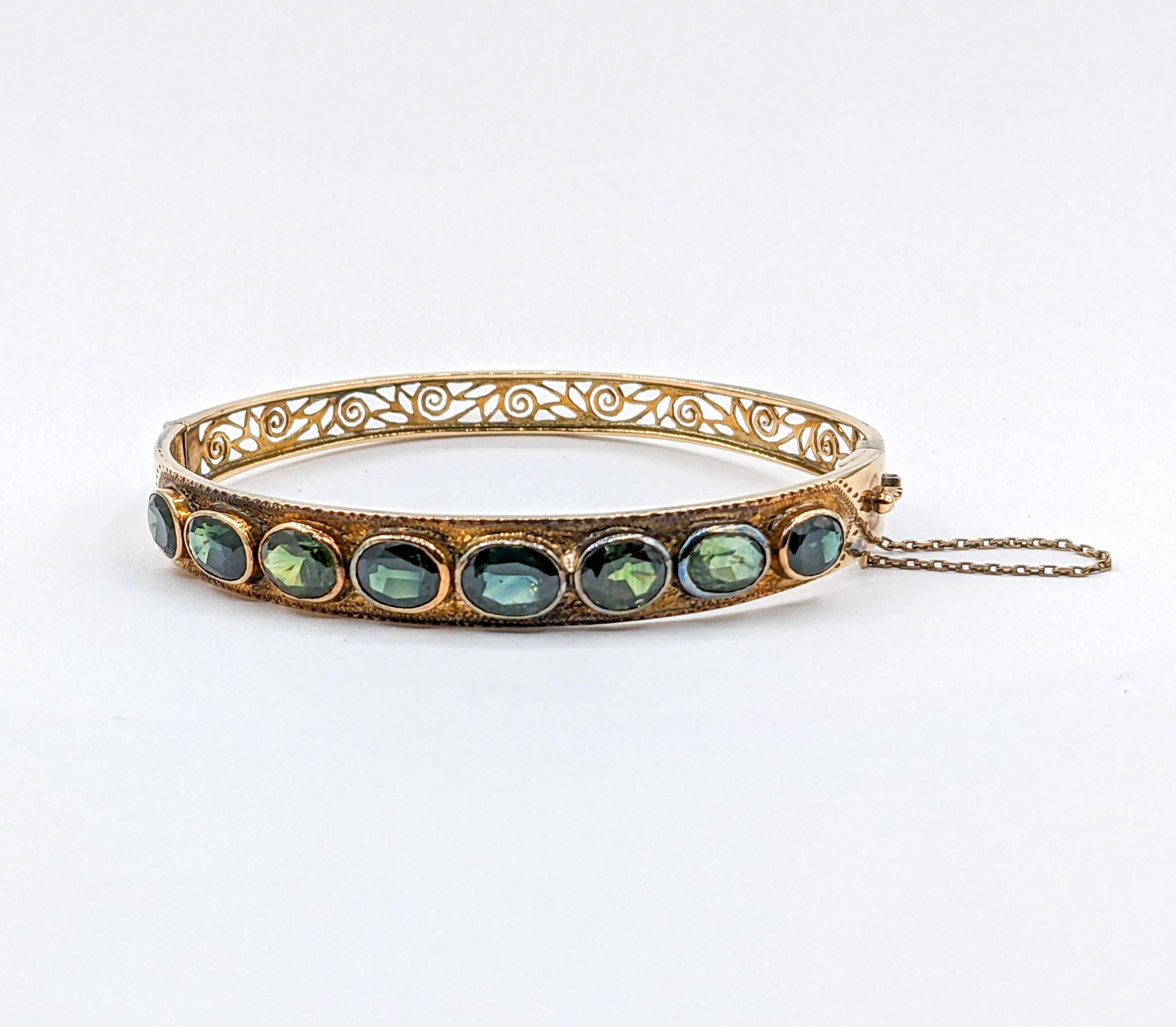 Taille ovale Bracelet jonc vintage en or 18 carats avec saphir sarcelle ovale 10,1 carats en vente