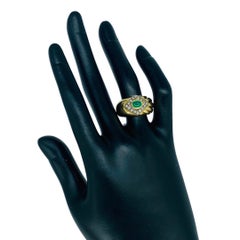 Vintage 1.02 Carat Cabochon Emerald and Diamonds Cluster Cocktail Ring 18k Gold