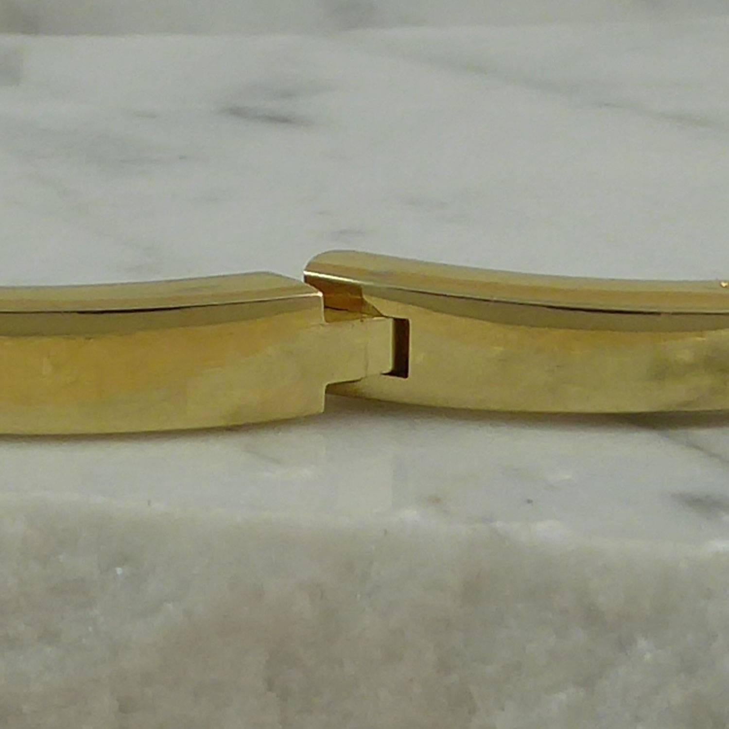 Vintage 1.02 Carat Diamond Bangle, G/H Color, VS1-SI1 Clarity, Yellow Gold, 1991 In Excellent Condition In Yorkshire, West Yorkshire
