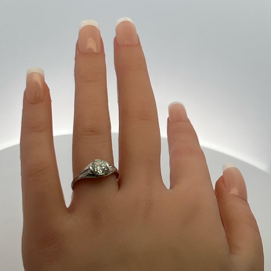 Anello di fidanzamento in platino con diamanti circolari a taglio brillante da 1,02 carati (I VS2) in vendita 5