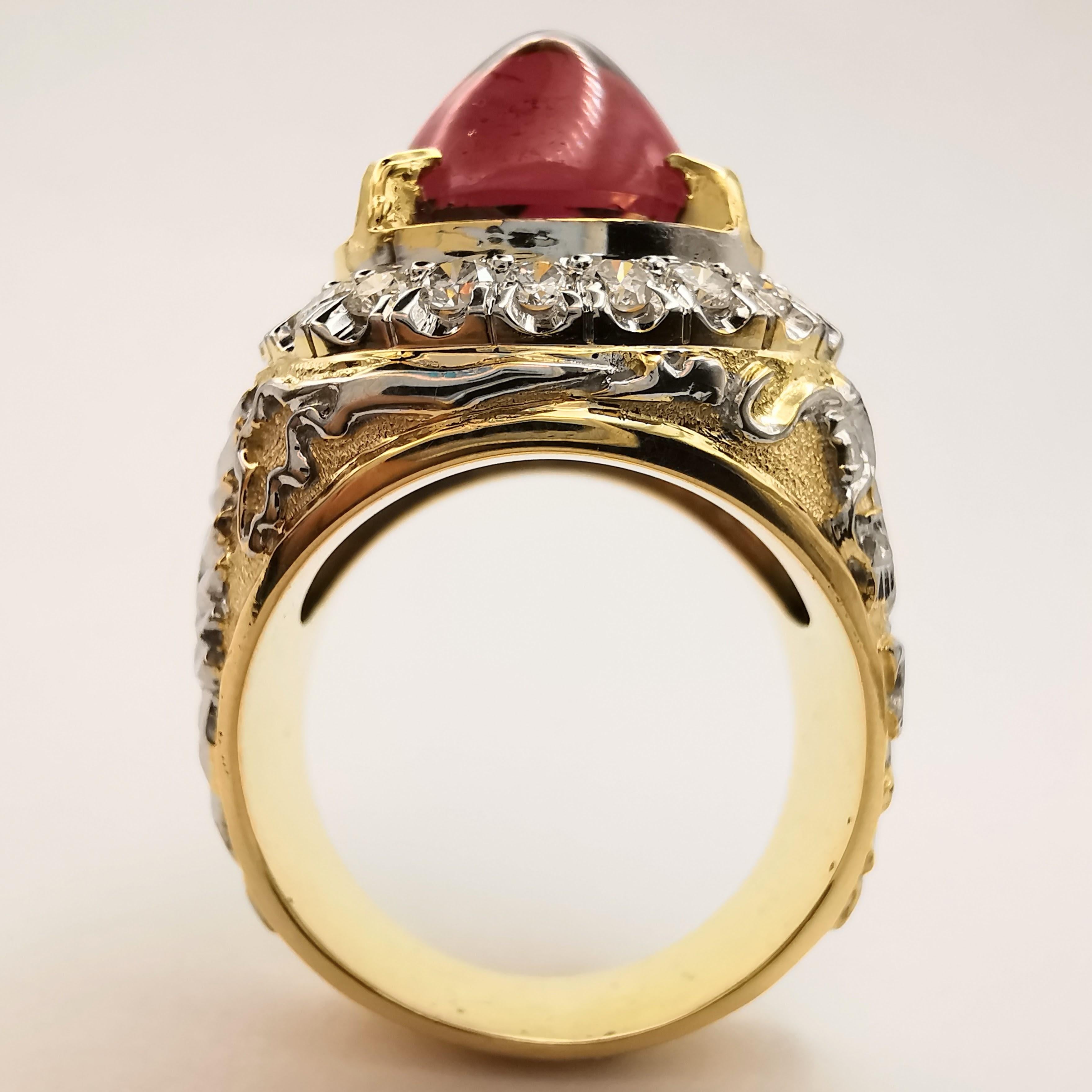 Bague pour homme en or 18 carats Dragon Vintage 10.2ct Cabochon Tourmaline Rose Diamant en vente 1
