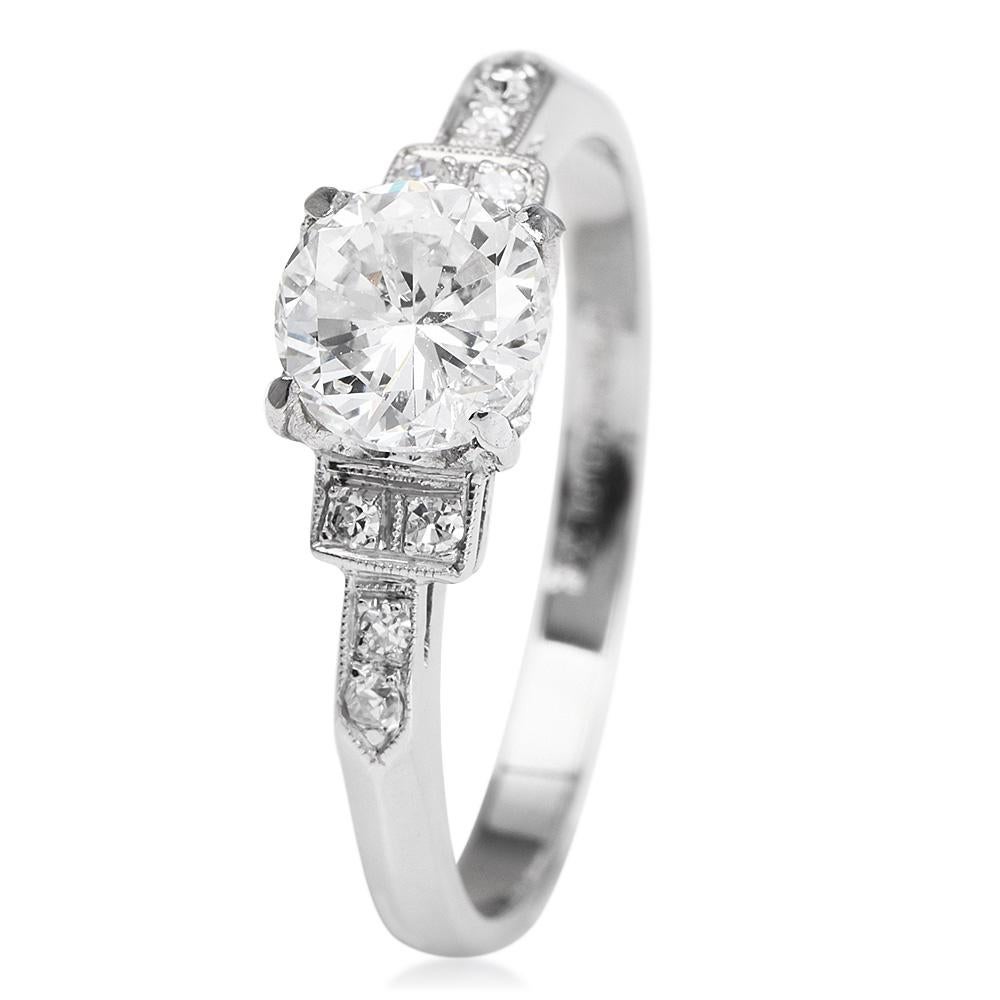 Vintage 1.02cts Round Cut Diamond Platinum Geometric Engagement Ring For Sale 2