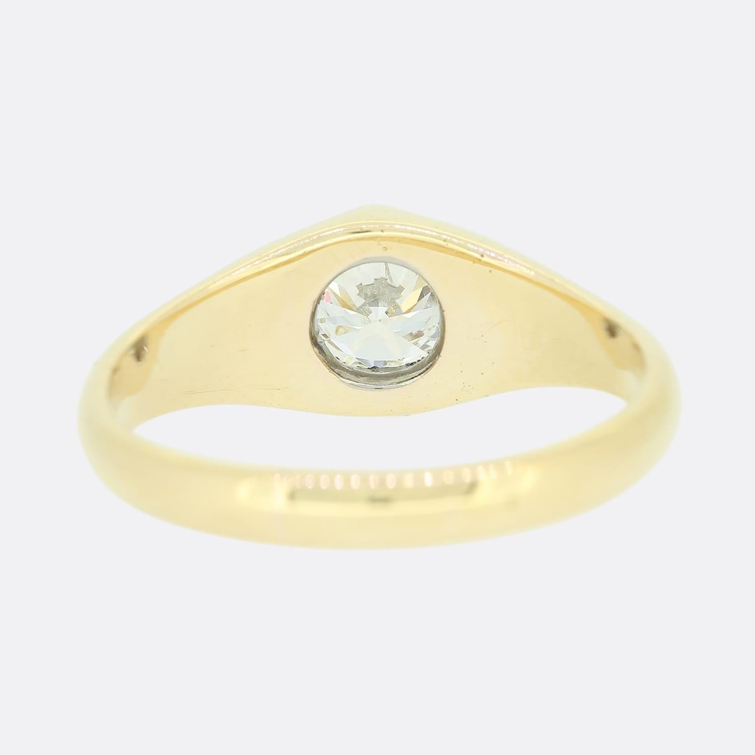Brilliant Cut Vintage 1.03 Carat Diamond Gypsy Ring For Sale