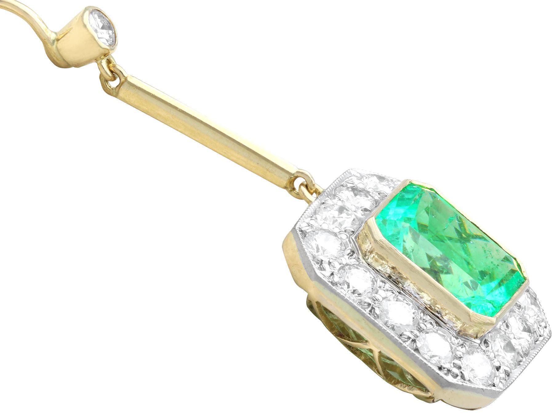 Women's or Men's Vintage 10.32 Carat Emerald and 3.10 Carat Diamond and Yellow Gold Drop Earrings
