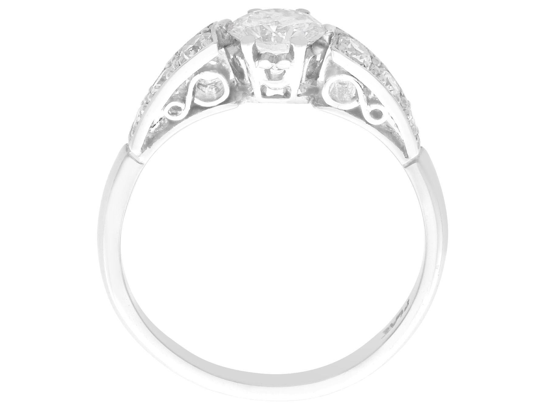 Solitär-Ring aus Platin mit 1,07 Karat Diamant für Damen oder Herren im Angebot