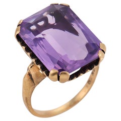 Vintage 10.80 carat amethyst 10k yellow gold ring