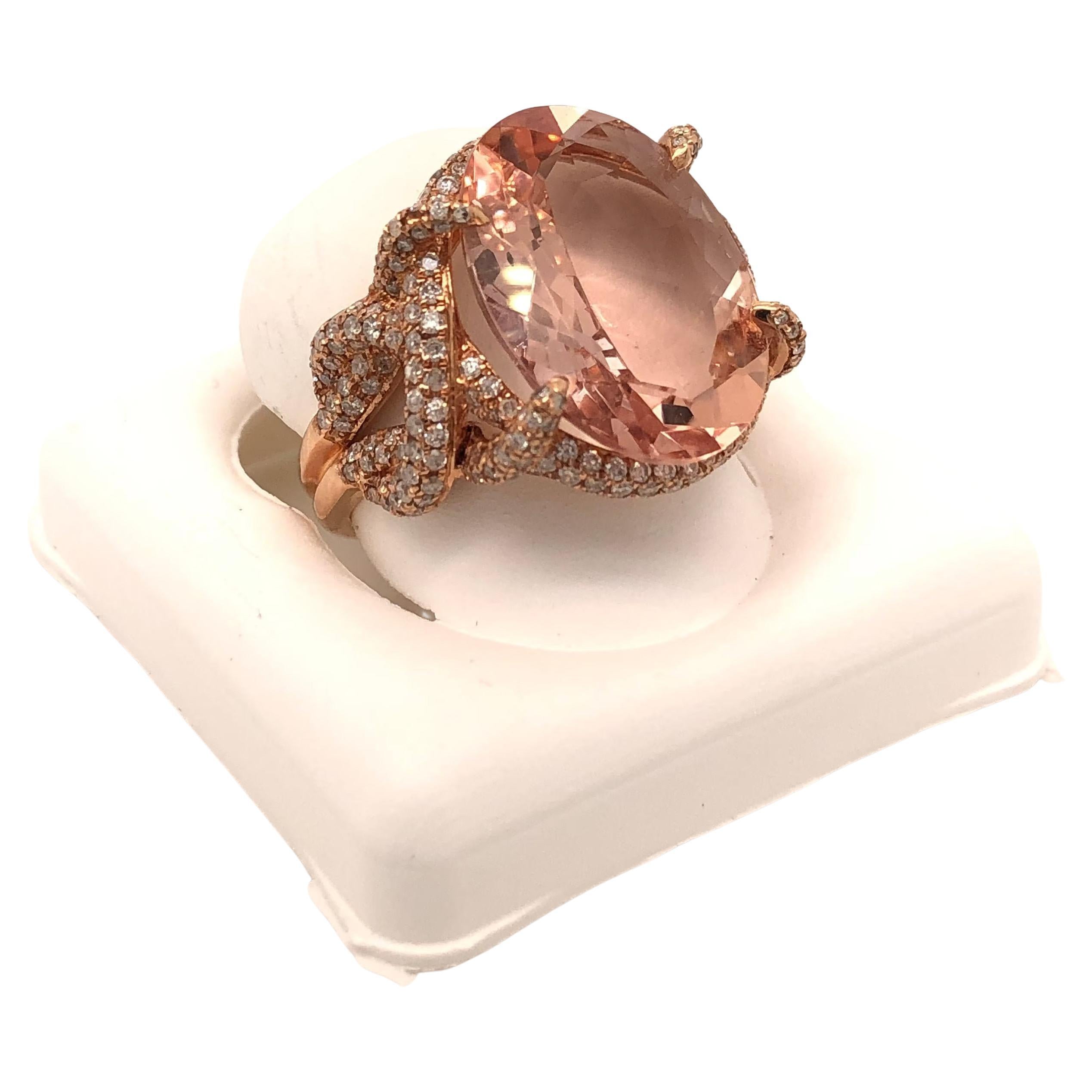 Vintage 10.83 Ct Morganite Oval Ring  Morganite & Diamond Engagement Ring For Sale