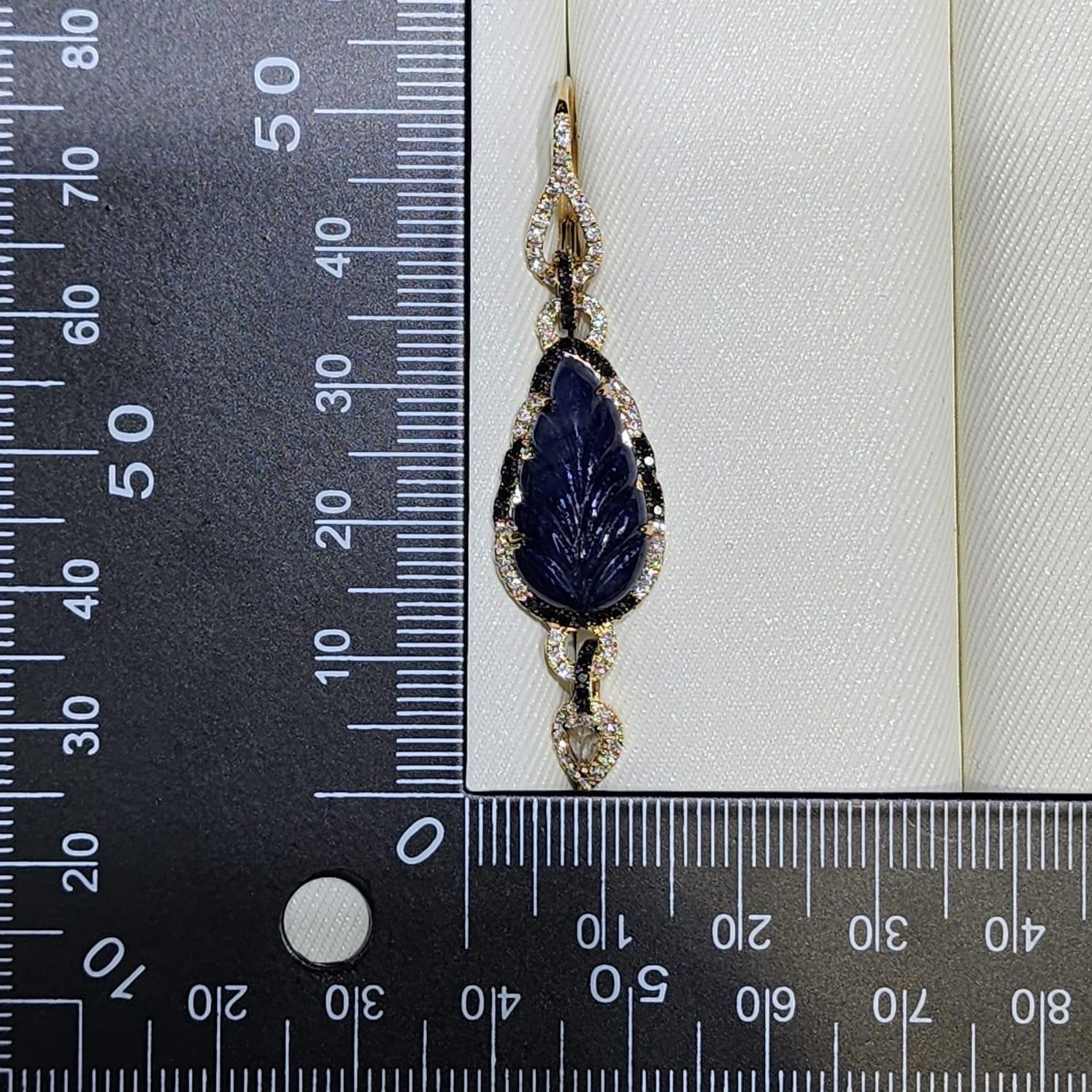 Mixed Cut Vintage 10.87 Carat Sapphire Tsavorite Natts Diamonds Dangle Earrings For Sale