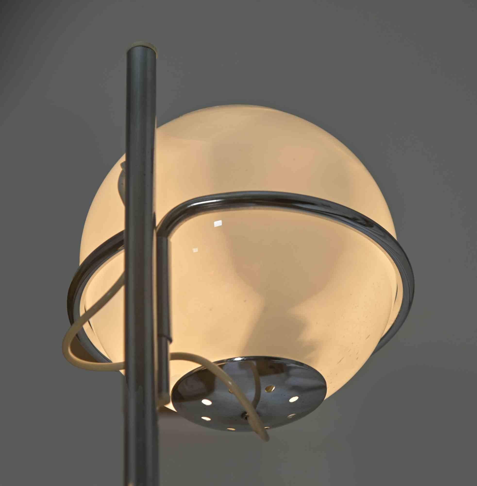 Vintage 1094 Floor Lamp by Gino Sarfatti (1912-1985), realized for Arteluce in 1969.

Carrara Marble Base. Steel structure and independently adjustable milk glass lampshades.

H160 x W50 x D25. 

Good condition, fully Working. Rewireable for