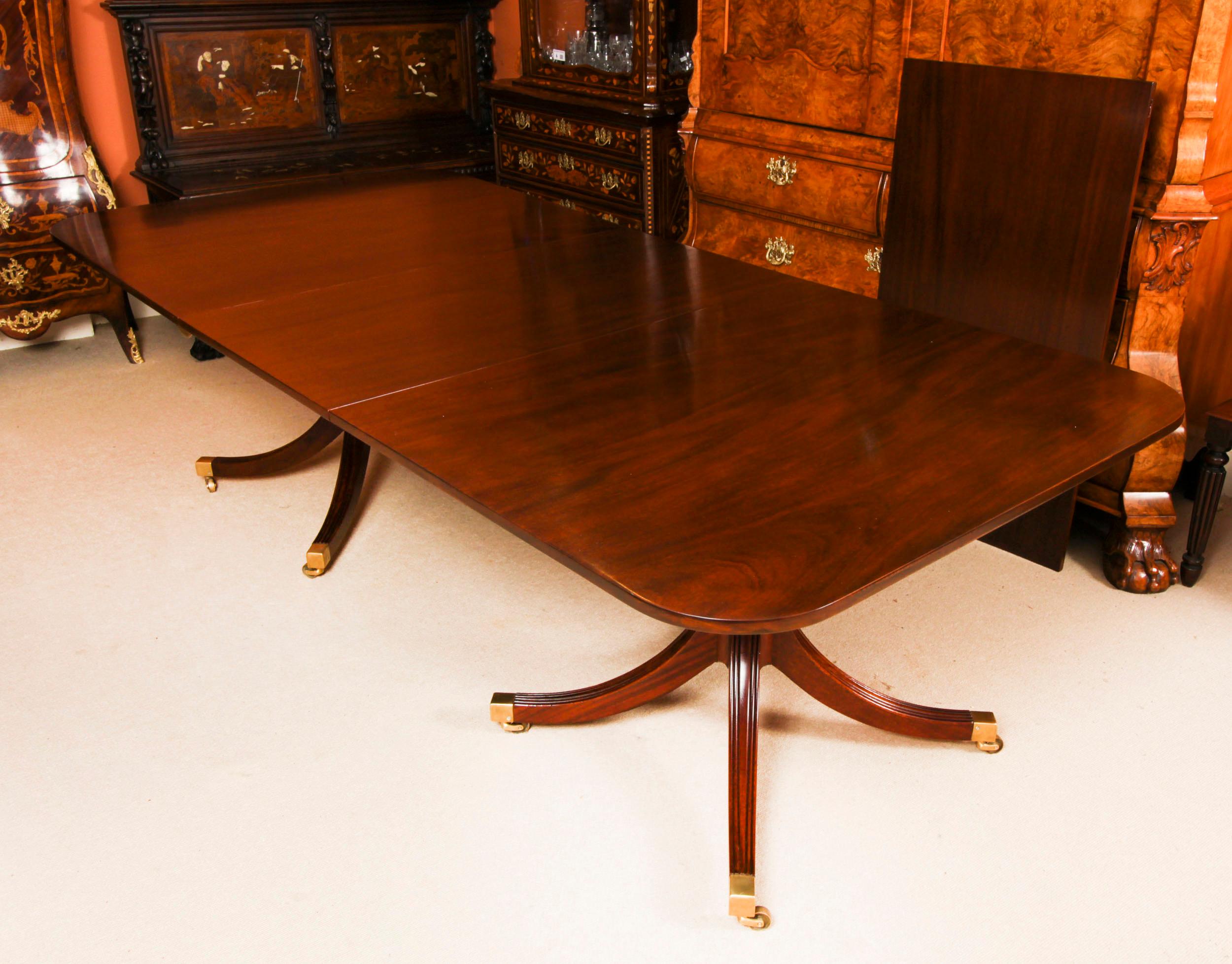 Mahogany Vintage 12ft Dining Table & 12 Wheat Sheaf Chairs by William Tillman 20th C