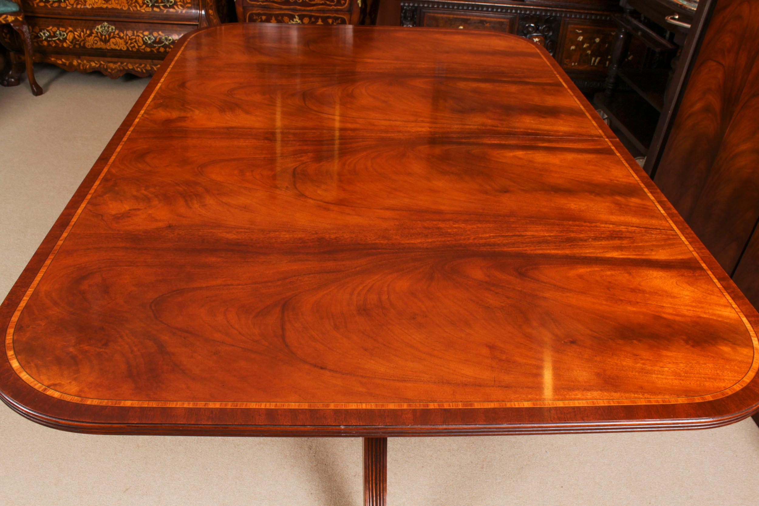 Vintage 10ft George III Revival Arthur Brettt Dining Table Mid 20th Century 7
