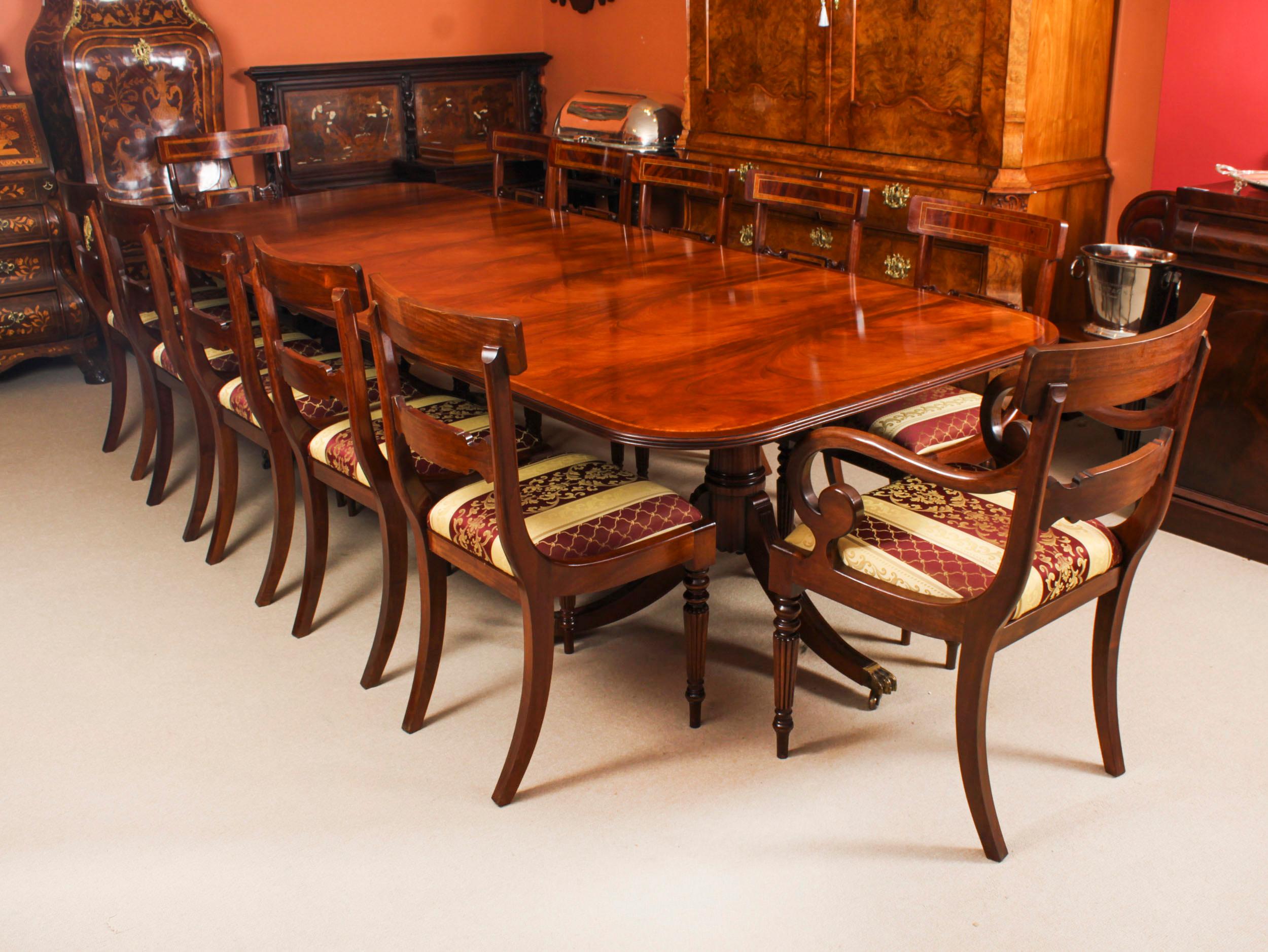 Vintage 10ft George III Revival Arthur Brettt Dining Table Mid 20th Century In Good Condition In London, GB
