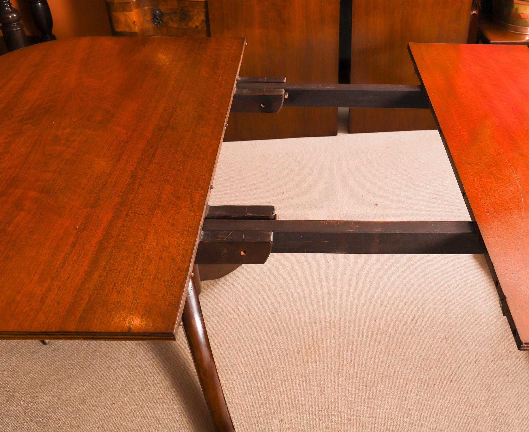 Vintage 10ft George III Style Twin Pedestal Dining Table 20th Century en vente 4