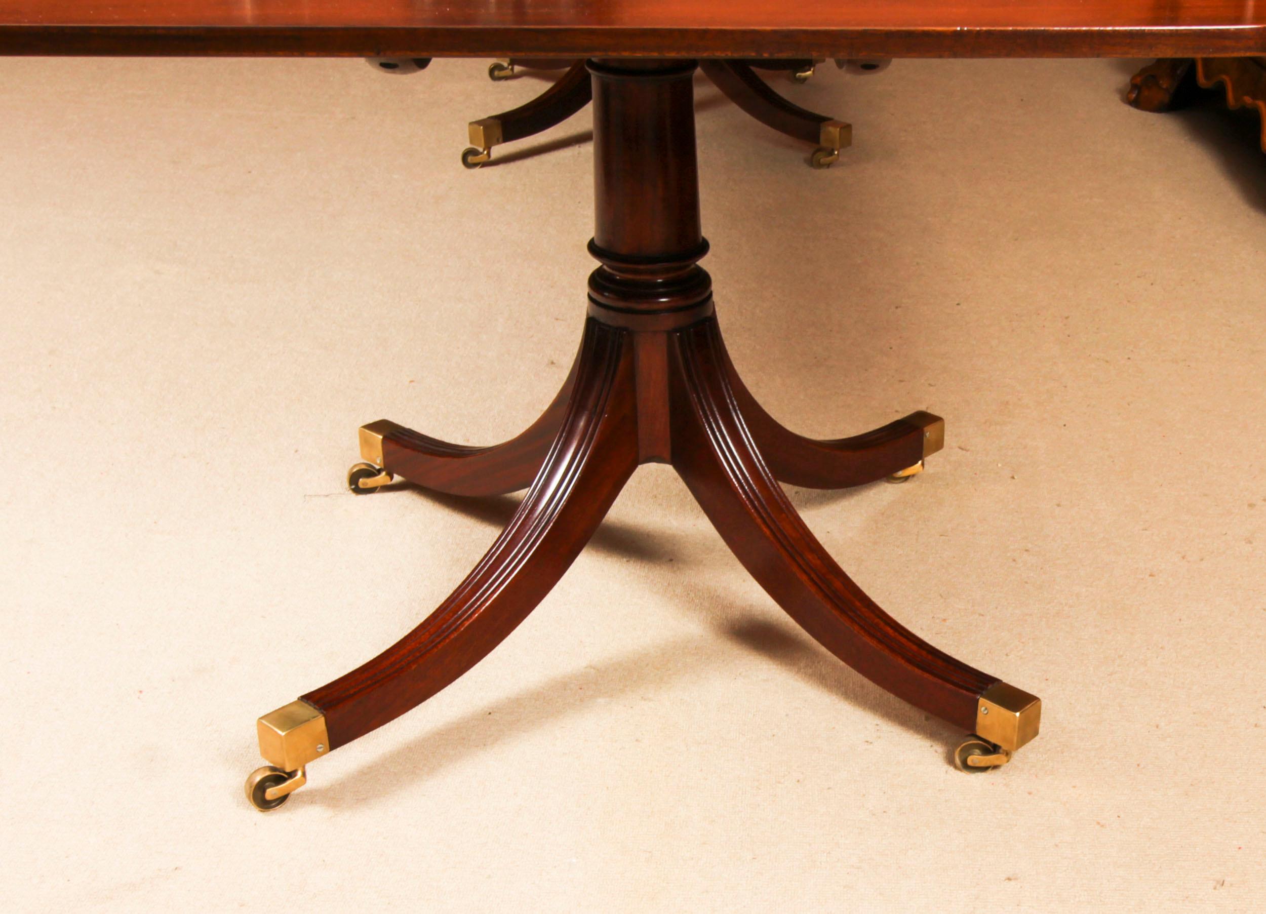 Vintage 12ft Mahogany Twin Pillar Dining Table by William Tillman 20th Century  For Sale 9