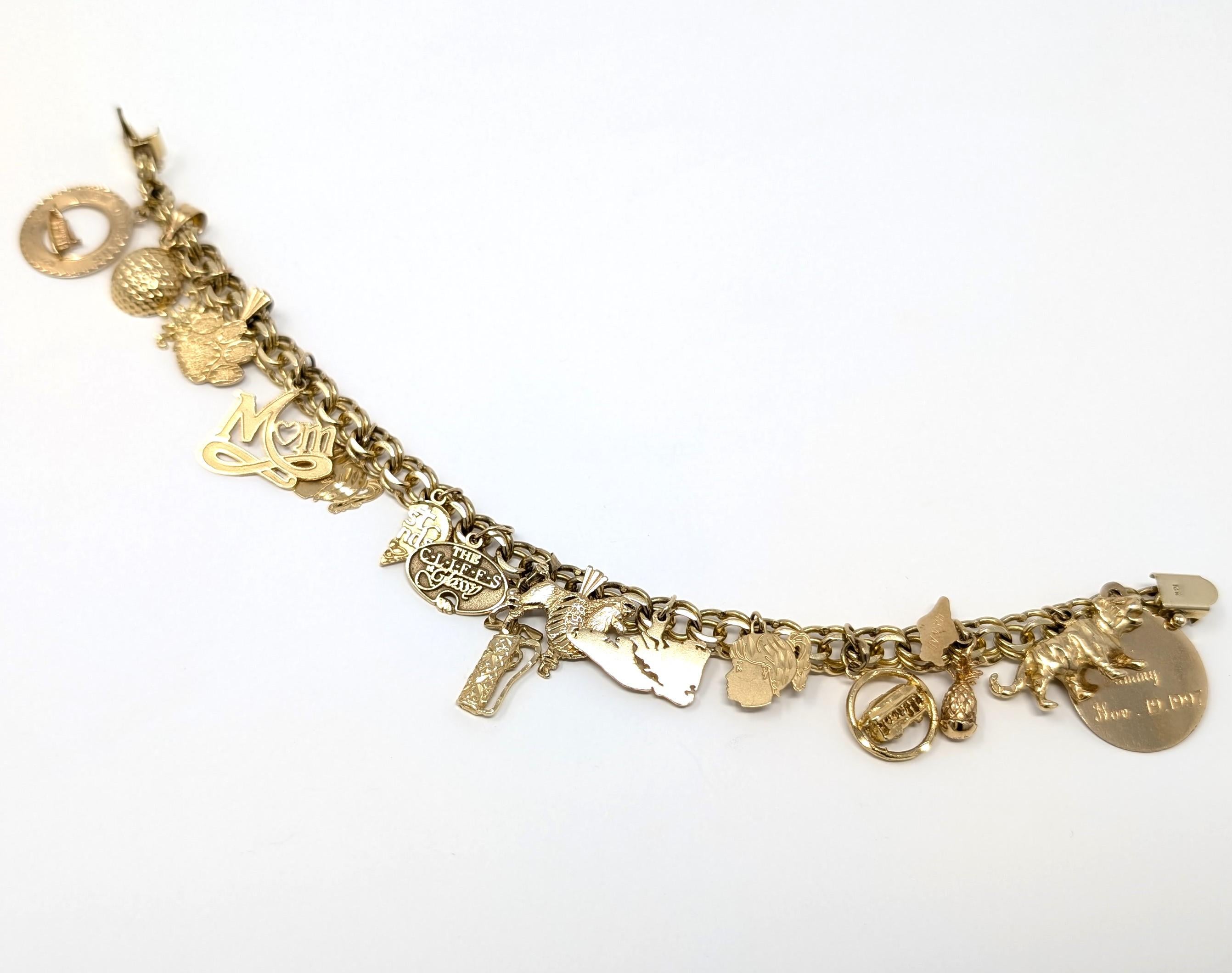 Vintage 10k Kettenarmband aus massivem Gelbgold mit 14k Charms aus Gelbgold mit feinem Schmuck, Golf im Angebot 1