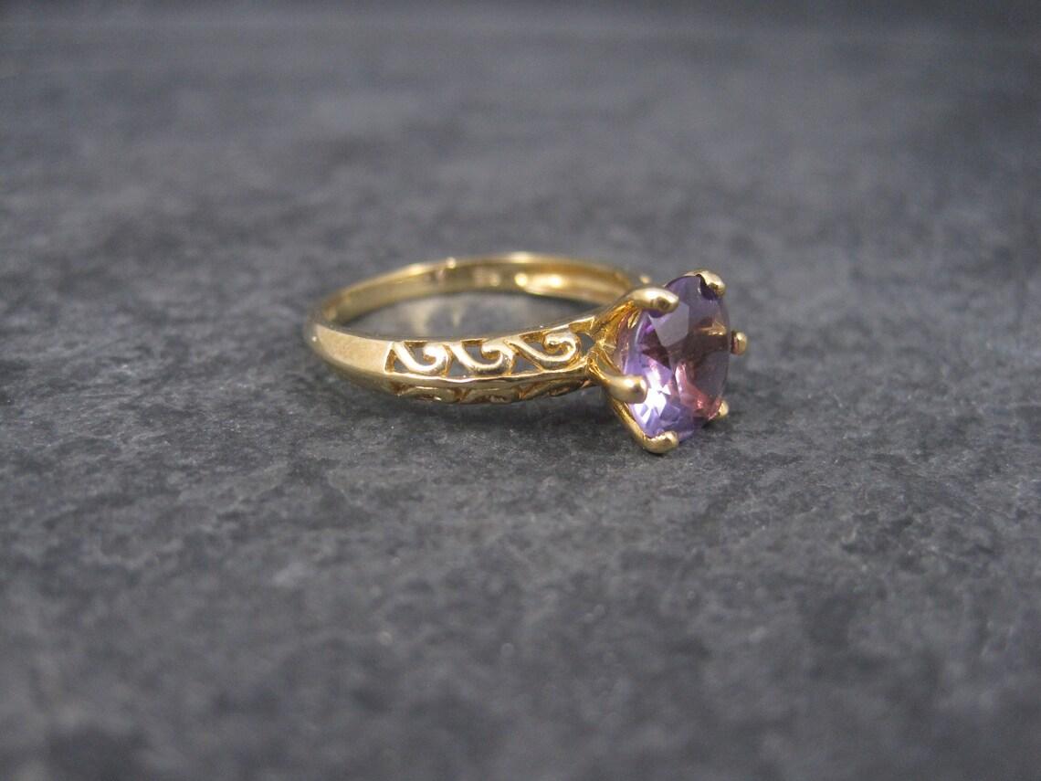 Round Cut Vintage 10k Filigree Amethyst Solitaire Ring For Sale