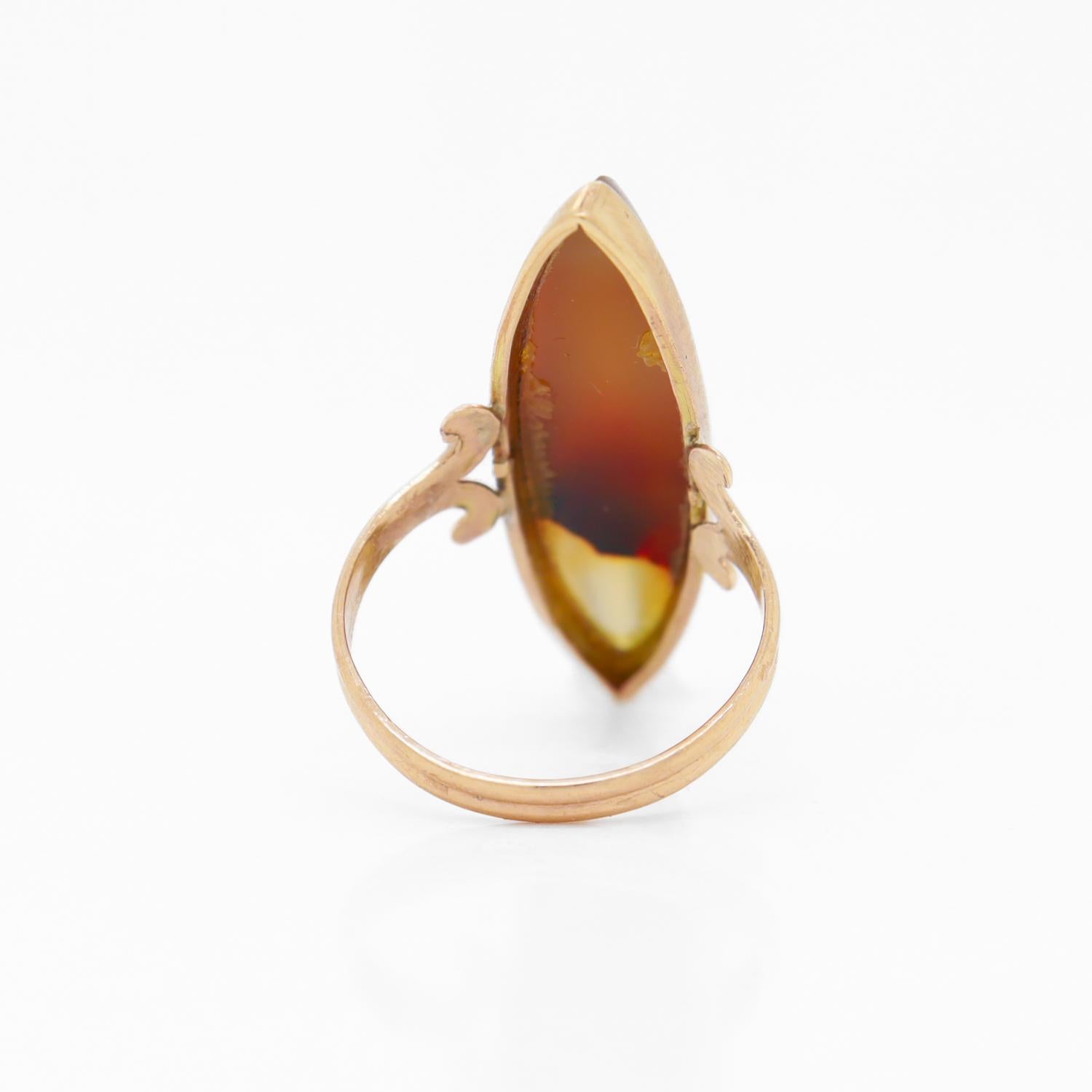 Vintage 10K Gold & Agate Navette Cabochon Ring For Sale 2