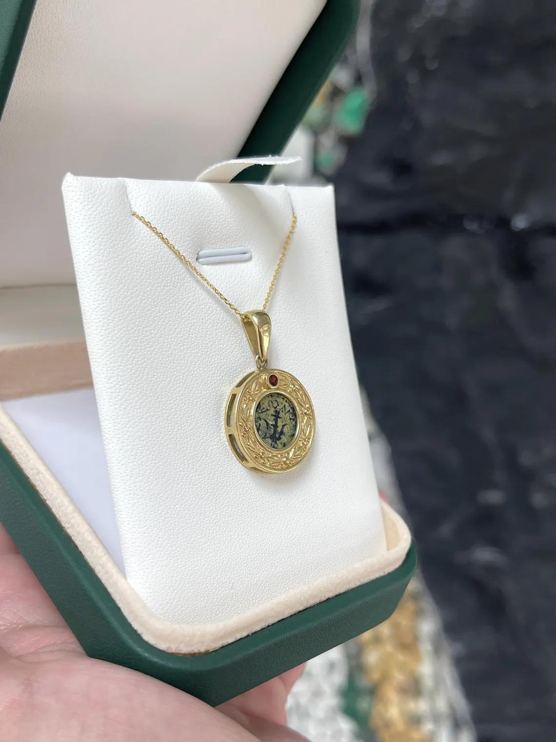 Vittoriano Collana con ciondolo di monete antiche in oro 10K vintage in vendita