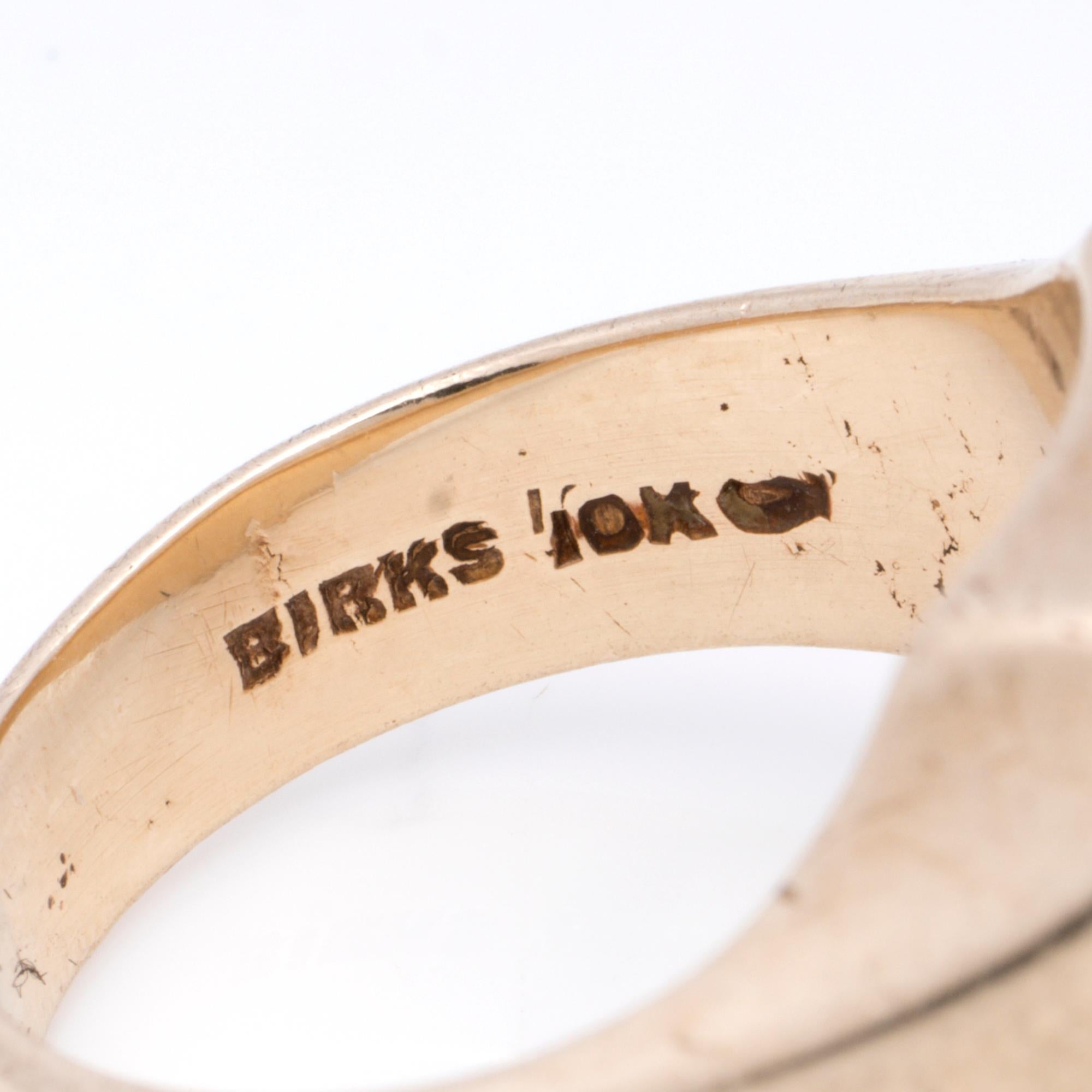 Vintage 10K Gold Bloodstone Intaglio Signet Ring by Birks (Circa 1950-1970) For Sale 3