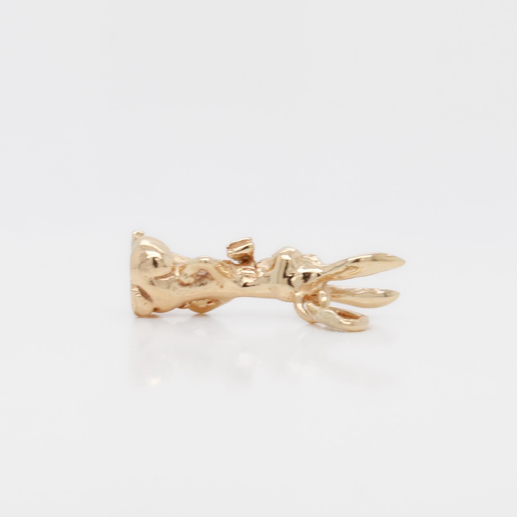 Vintage 10K Gold Buggy's Bunny or Harvey the Rabbit with Bowtie Charm en vente 8