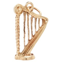 Pendentif harpe figuratif vintage en or 10 carats pour bracelet
