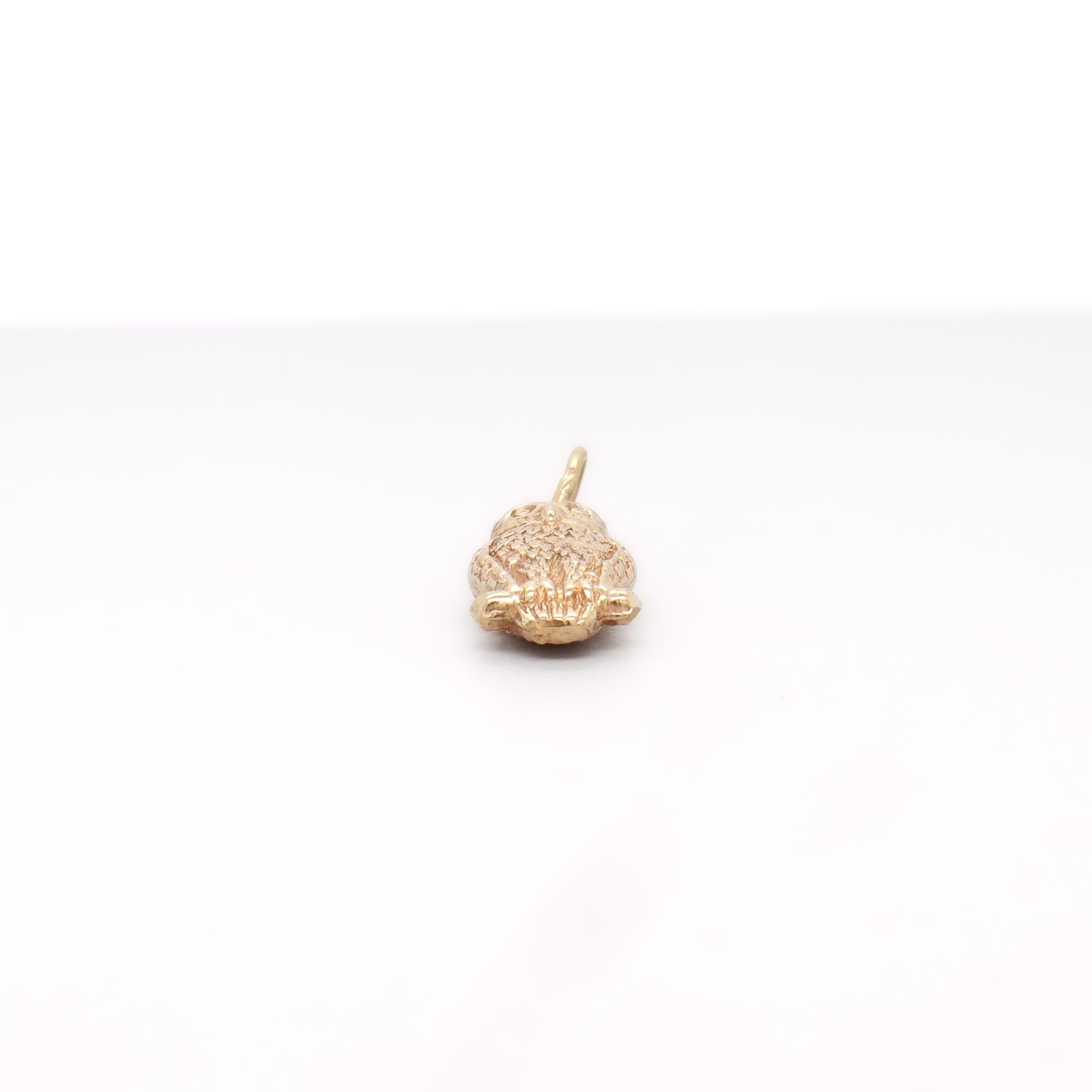 Vintage 10K Gold Figural Owl Charm for a Bracelet en vente 6