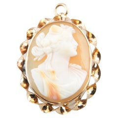 Antique 10k Gold Ladies Cast & Hand-Crafted Shell Cameo Brooch/Pendant