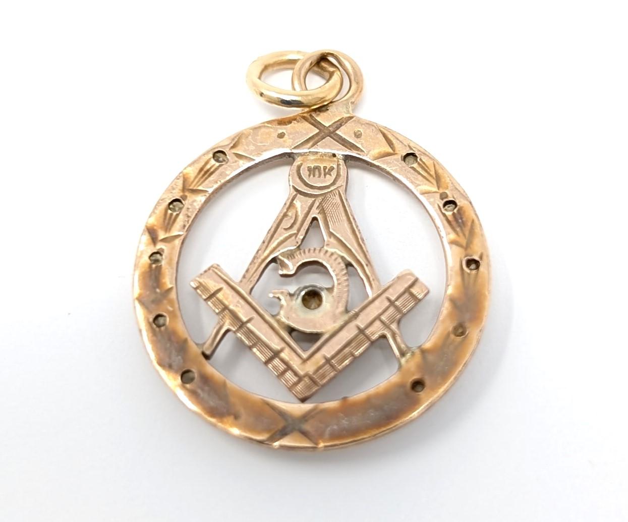 Vintage 10k Masonic Pendant Charm with Diamonds Solid Yellow Gold Jewellery For Sale 1