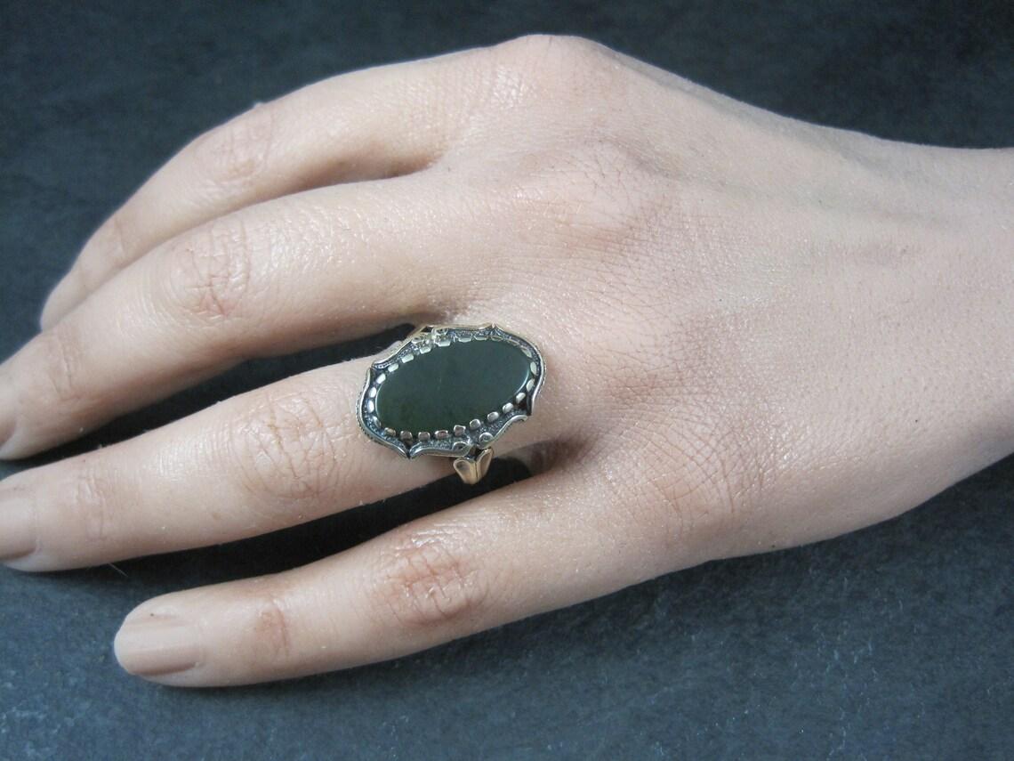 Vintage 10k Nephrite Jade Ring Size 6.5 For Sale 1