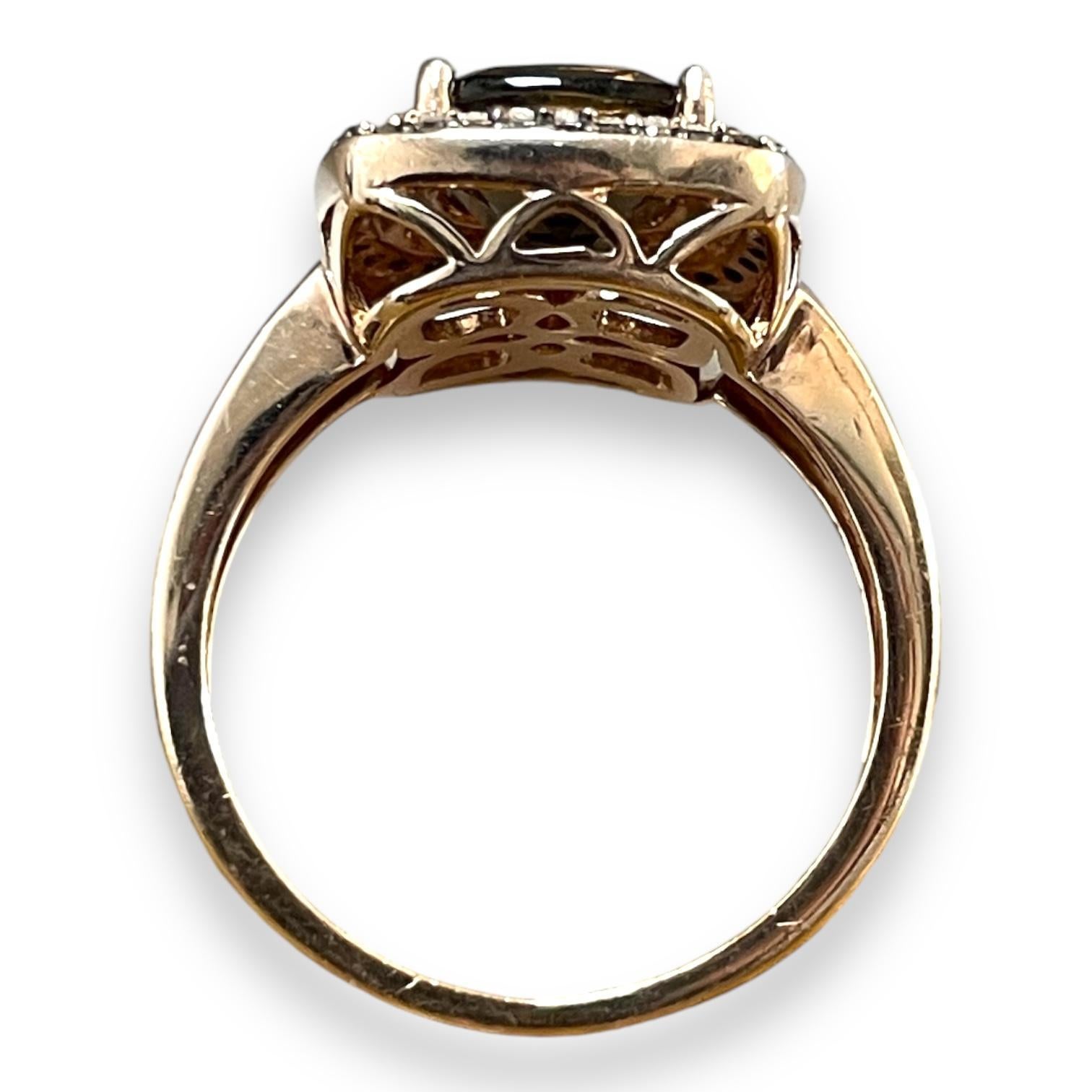 Vintage Massiv Rose Gold Rauchquarz und Diamant Halo Ring (Kissenschliff) im Angebot