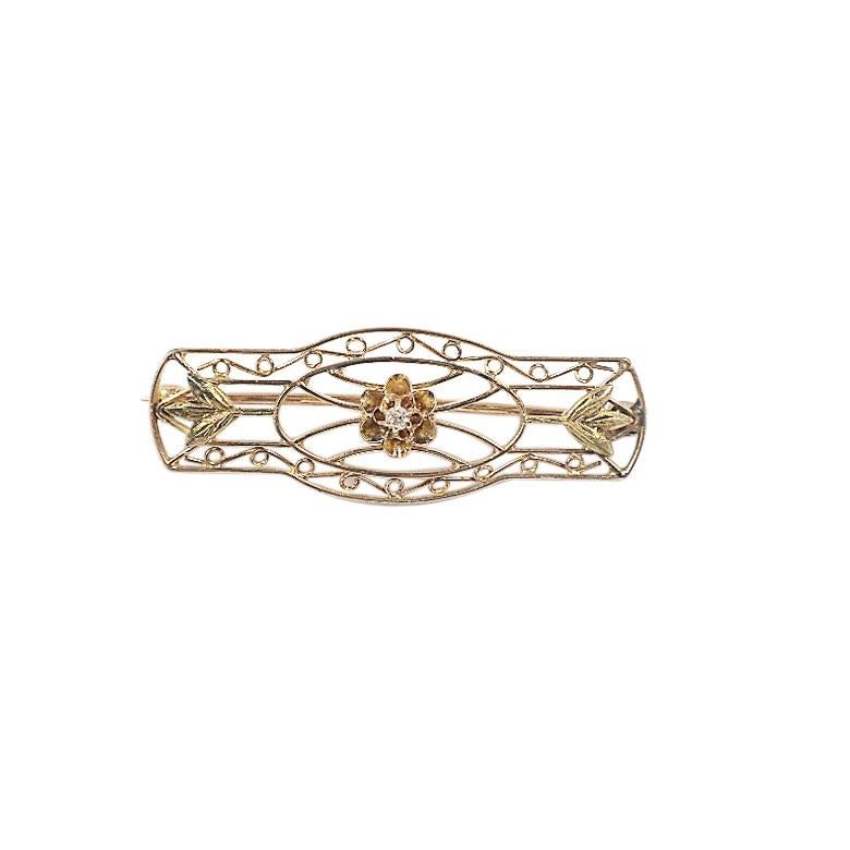 Round Cut Vintage 10k Yellow Gold 0.02 Carat Diamond Solitaire Floral Lattice Brooch For Sale