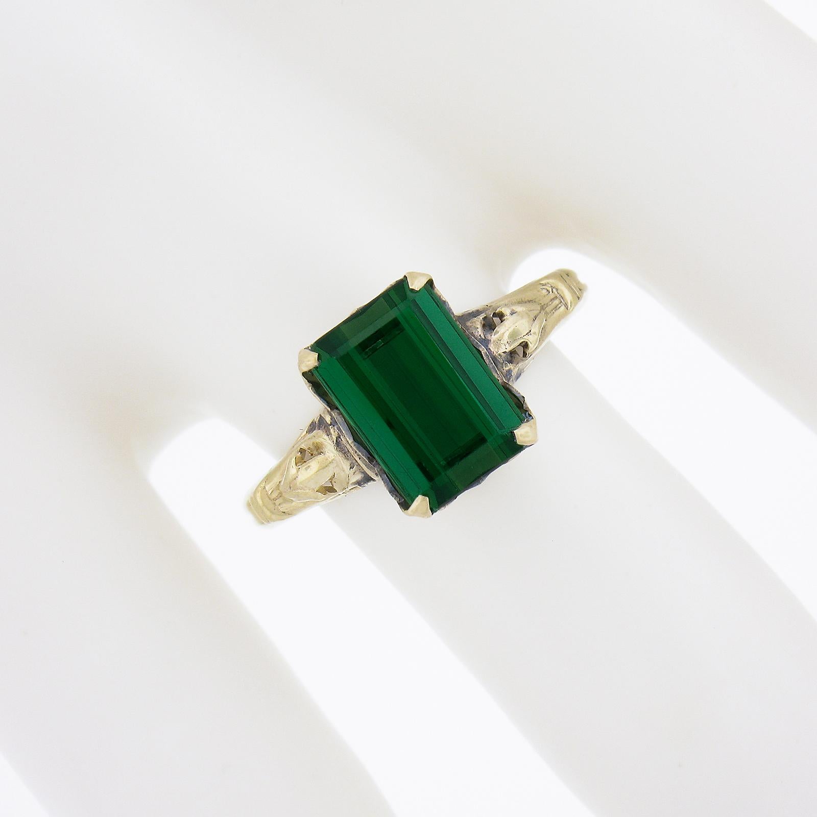 Women's Vintage 10K Yellow Gold 2.64ct Emerald Cut Green Tourmaline Solitaire Band Ring For Sale