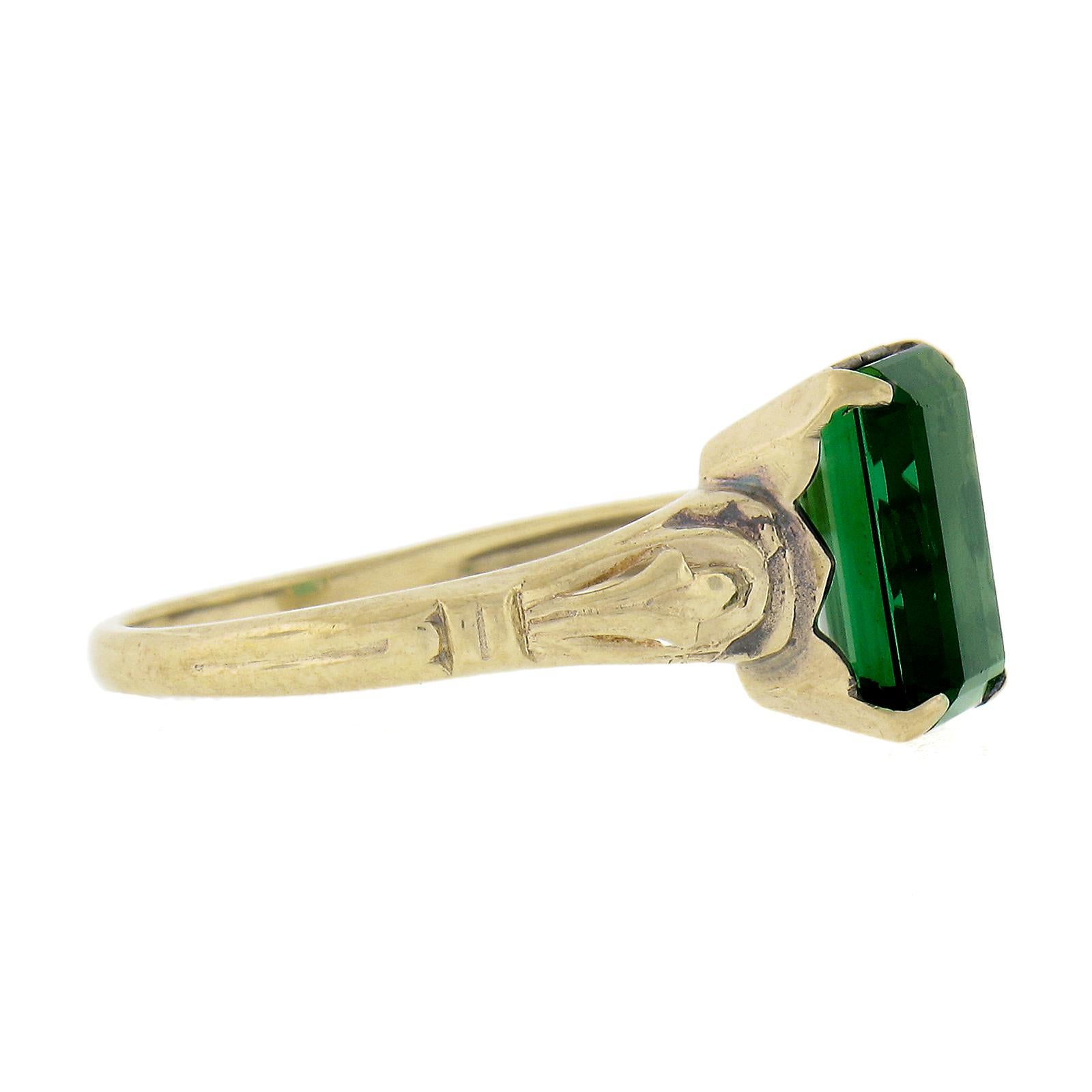 Vintage 10K Yellow Gold 2.64ct Emerald Cut Green Tourmaline Solitaire Band Ring For Sale 1