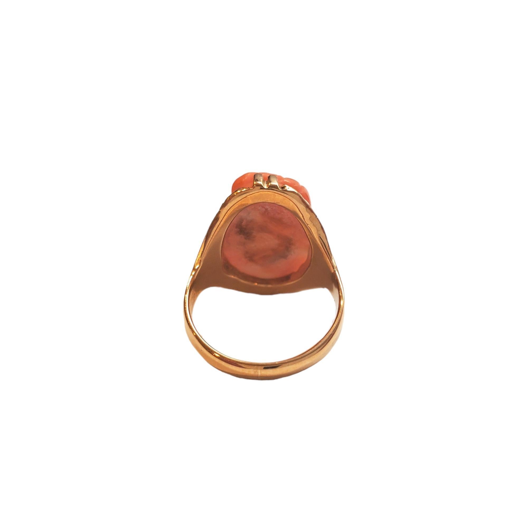 Anello con cammeo di corallo d'epoca in oro giallo 10K #17544 In condizioni buone in vendita a Washington Depot, CT