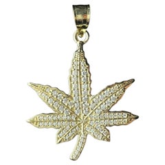 Vintage 10k Yellow Gold CZ Marijuana Leaf Charm 2.3 Grams