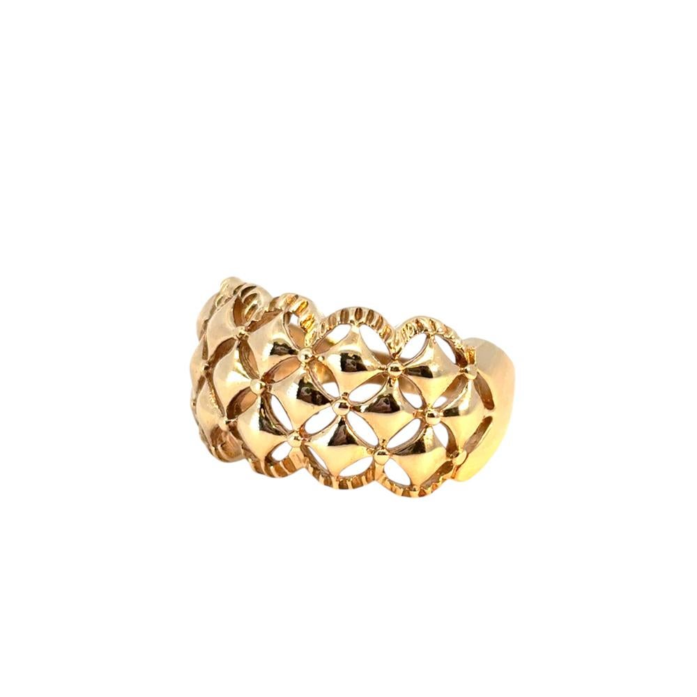 Vintage 10k Yellow Gold Diamond Cut Scalloped Edge Pattern Dome Ring For Sale 12