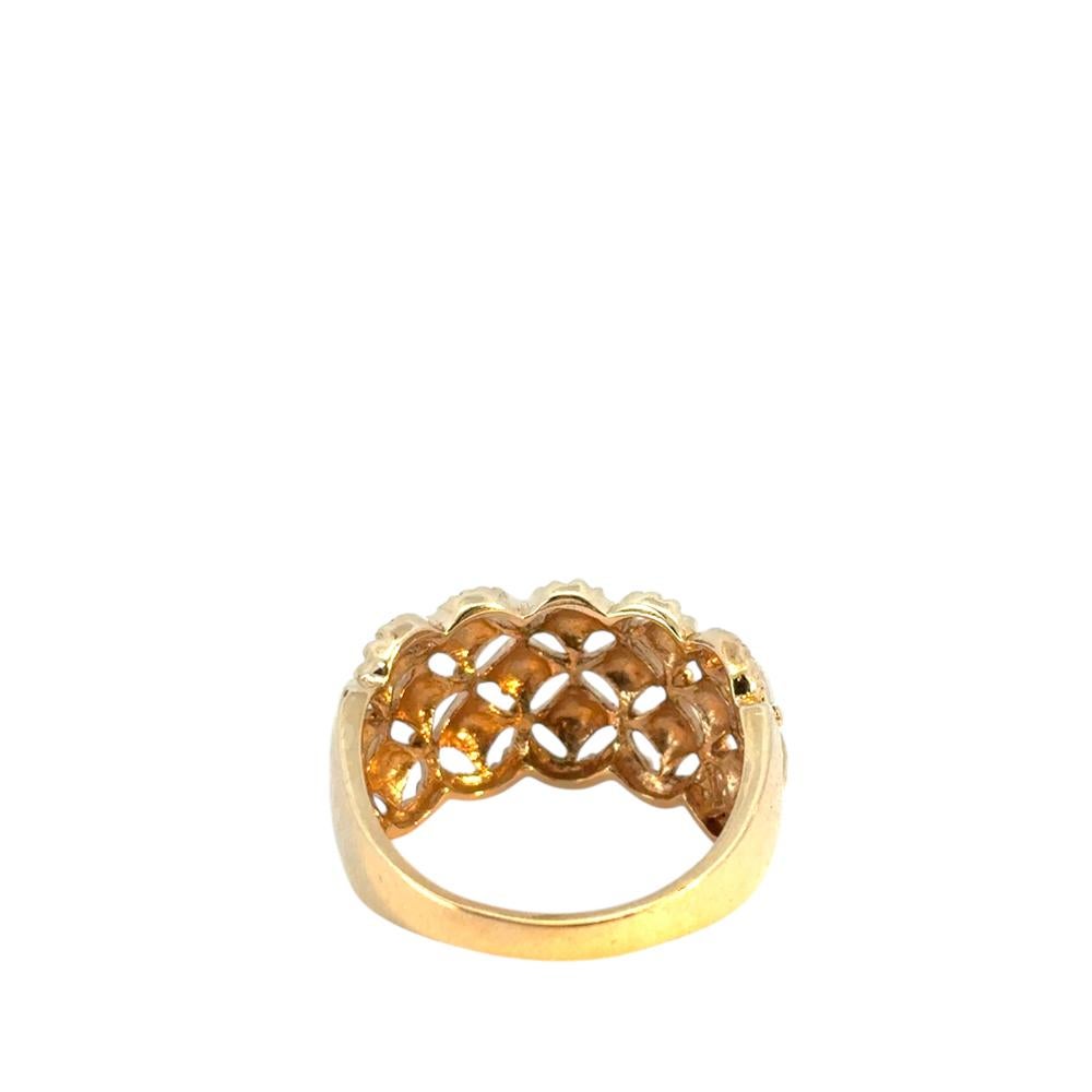Vintage 10k Yellow Gold Diamond Cut Scalloped Edge Pattern Dome Ring For Sale 4