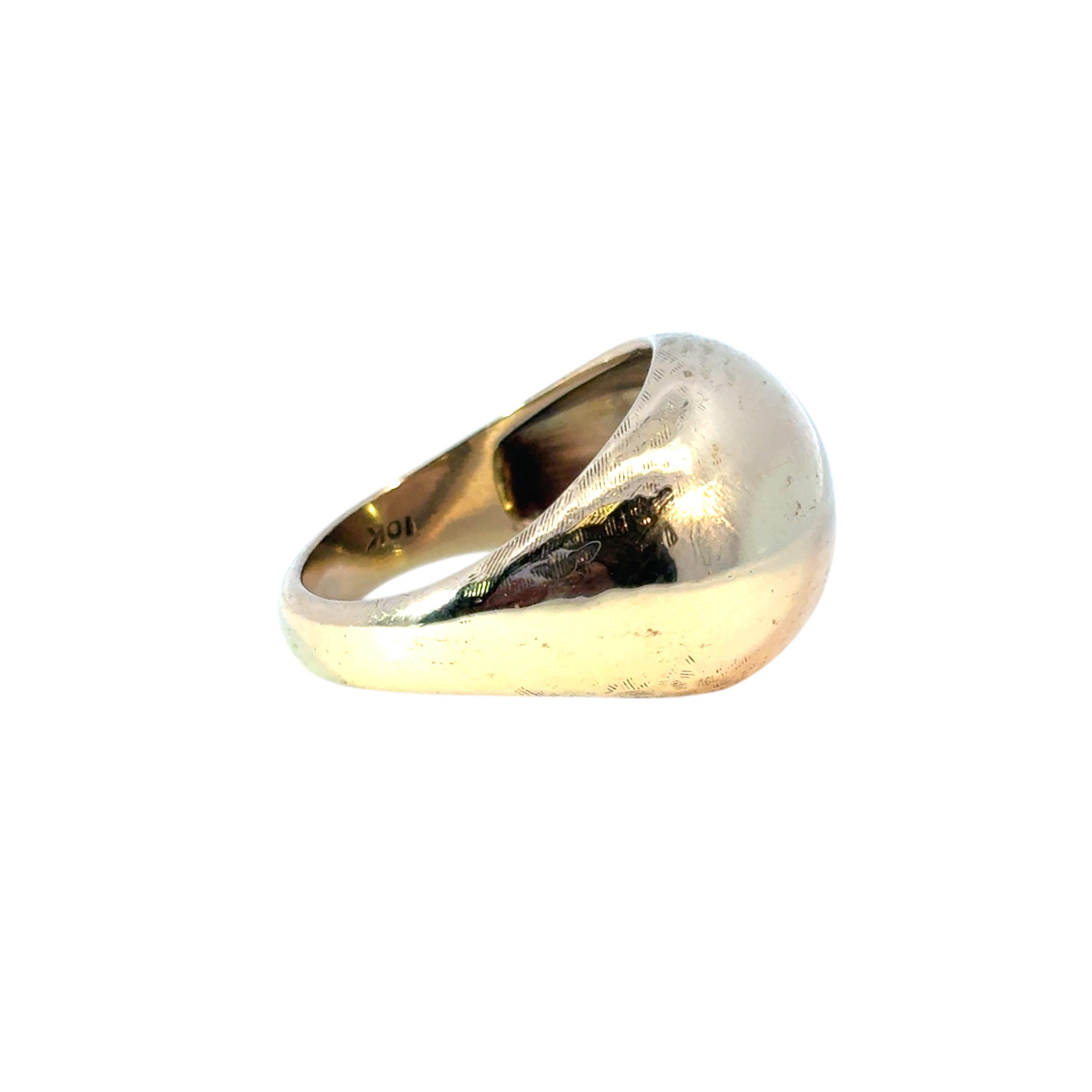 Vintage 10k Yellow Gold Dome Ring In Excellent Condition In Boca Raton, FL