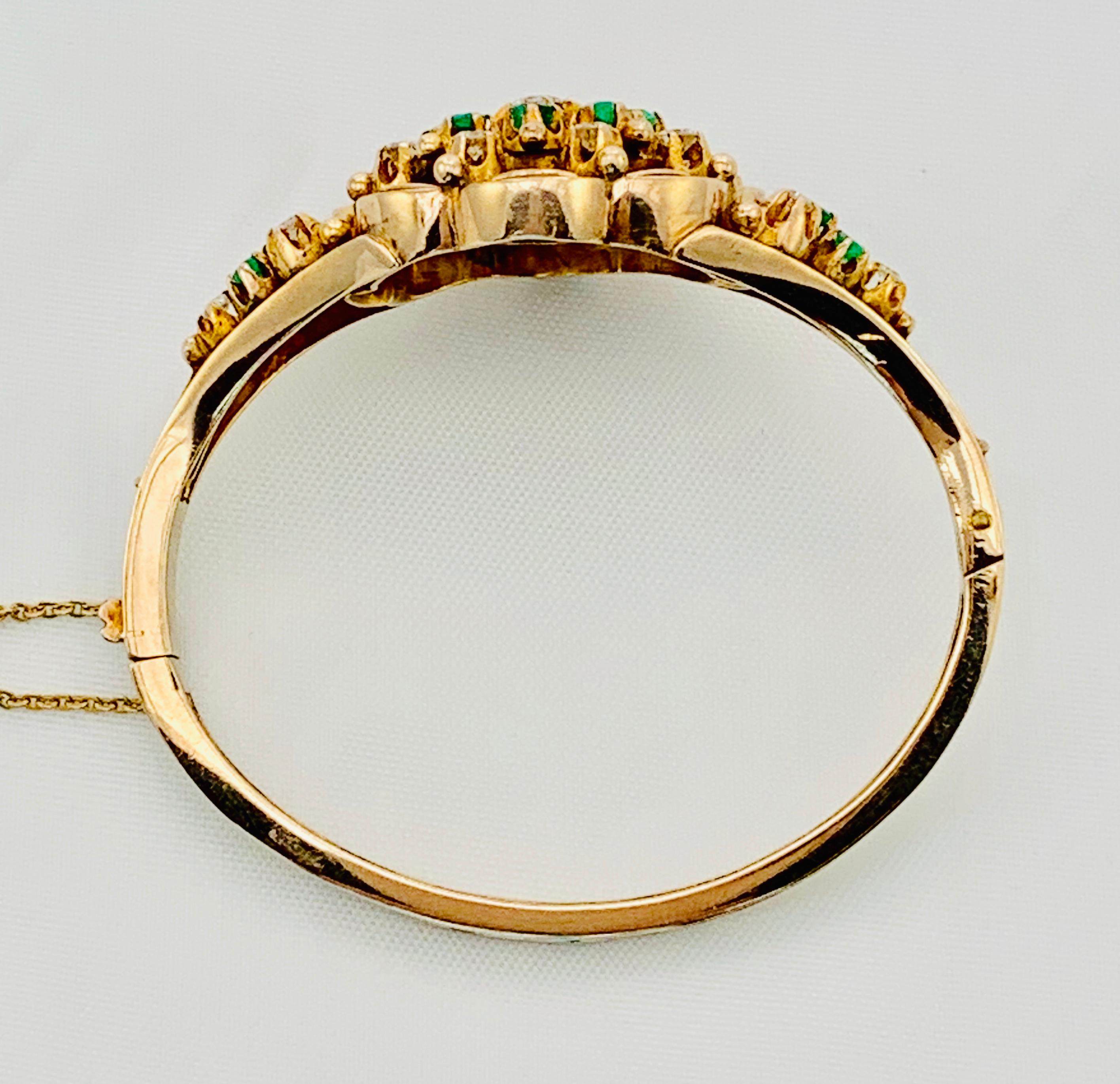 Vintage 10 Karat Yellow Gold, Enamel, Diamond and Emerald Bangle Bracelet In Excellent Condition In Birmingham, AL