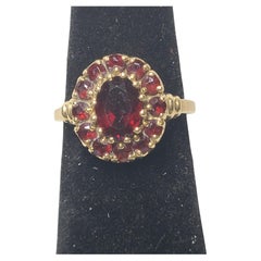 10 Karat Gelbgold Granat-Cocktailring