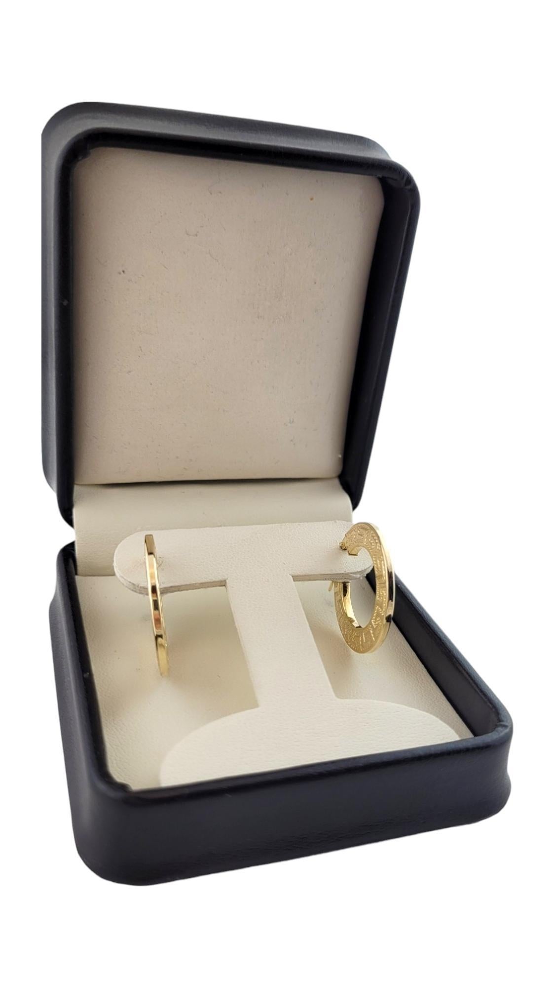 Women's Vintage 10K Yellow Gold Hoop Aztec Design Earrings #16071 For Sale