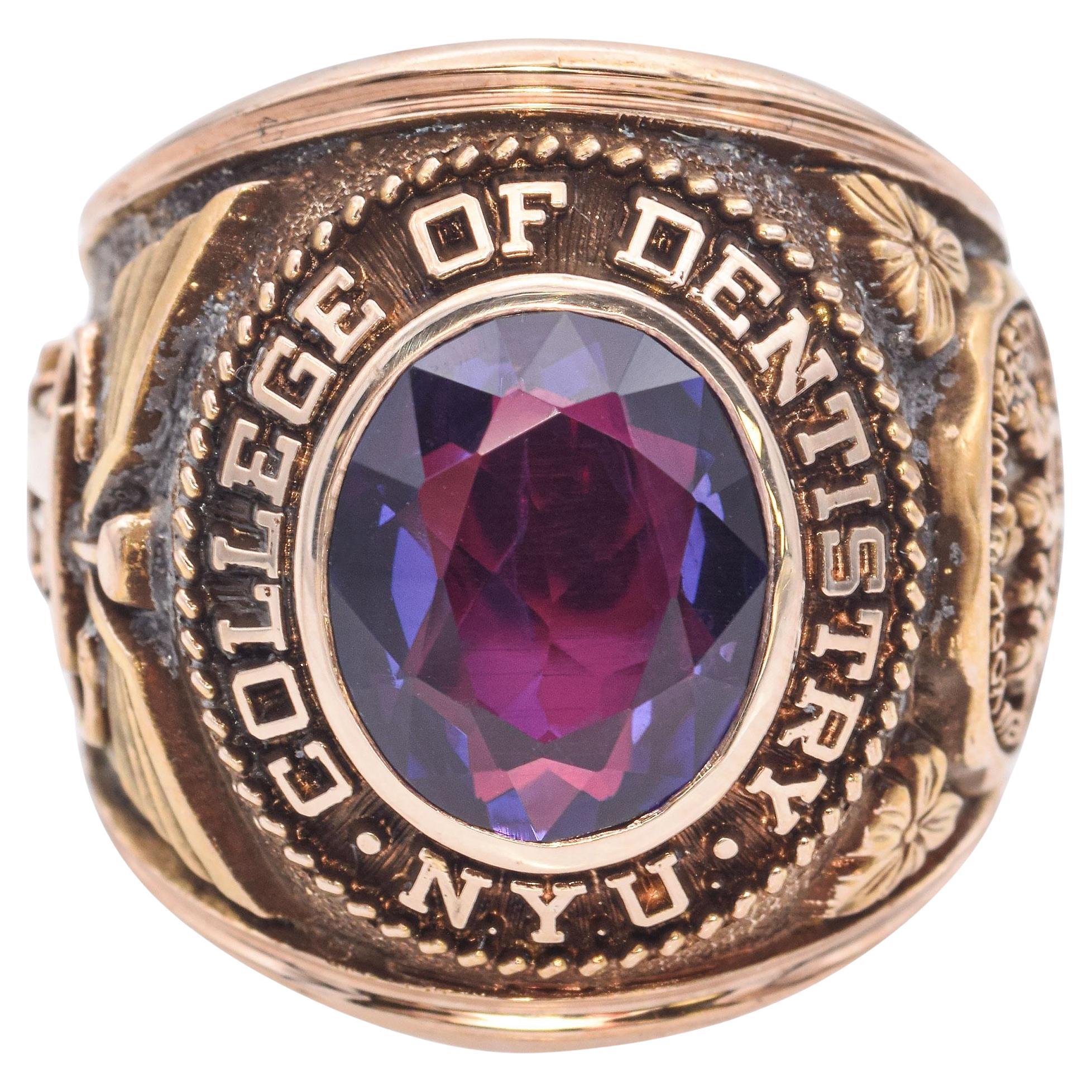 Vintage 10K Yellow Gold Lab Sapphire NYU College of Dentistry Class of 1963 Ring