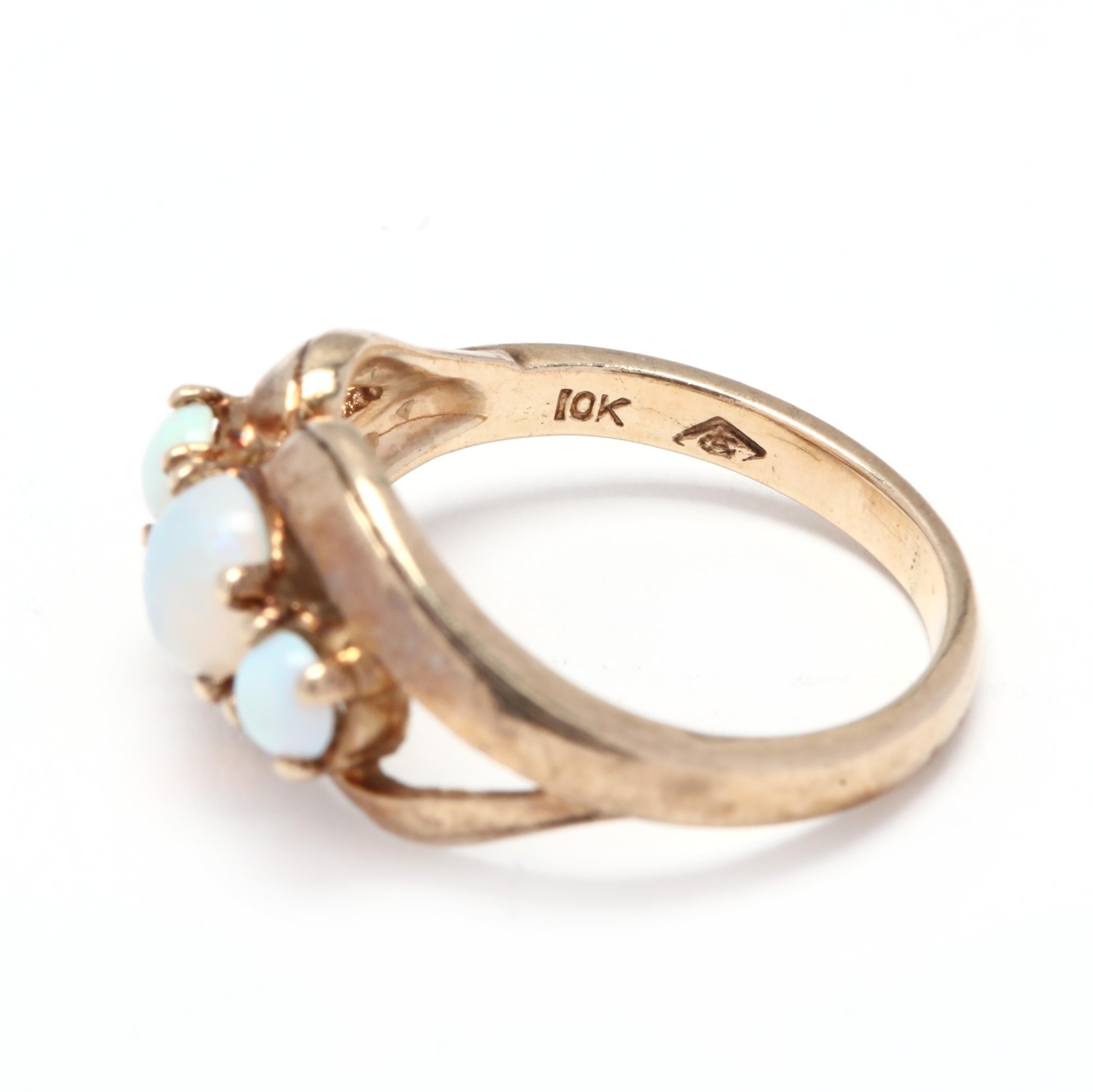 Women's or Men's Vintage 10 Karat Yellow Gold and Opal 3-Stone Statement Ring