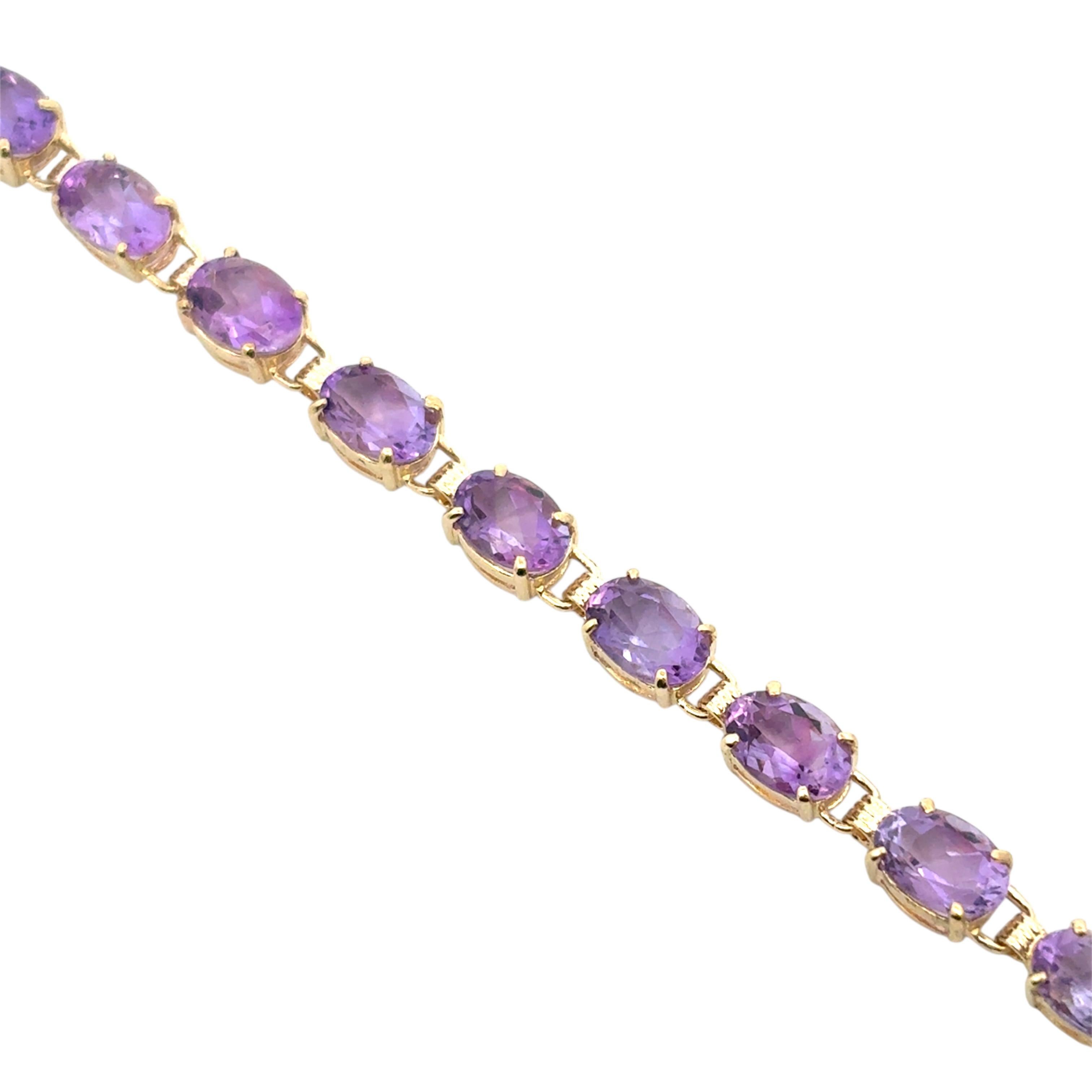 Bracciale vintage in oro giallo 10k con gemme viola in vendita 3