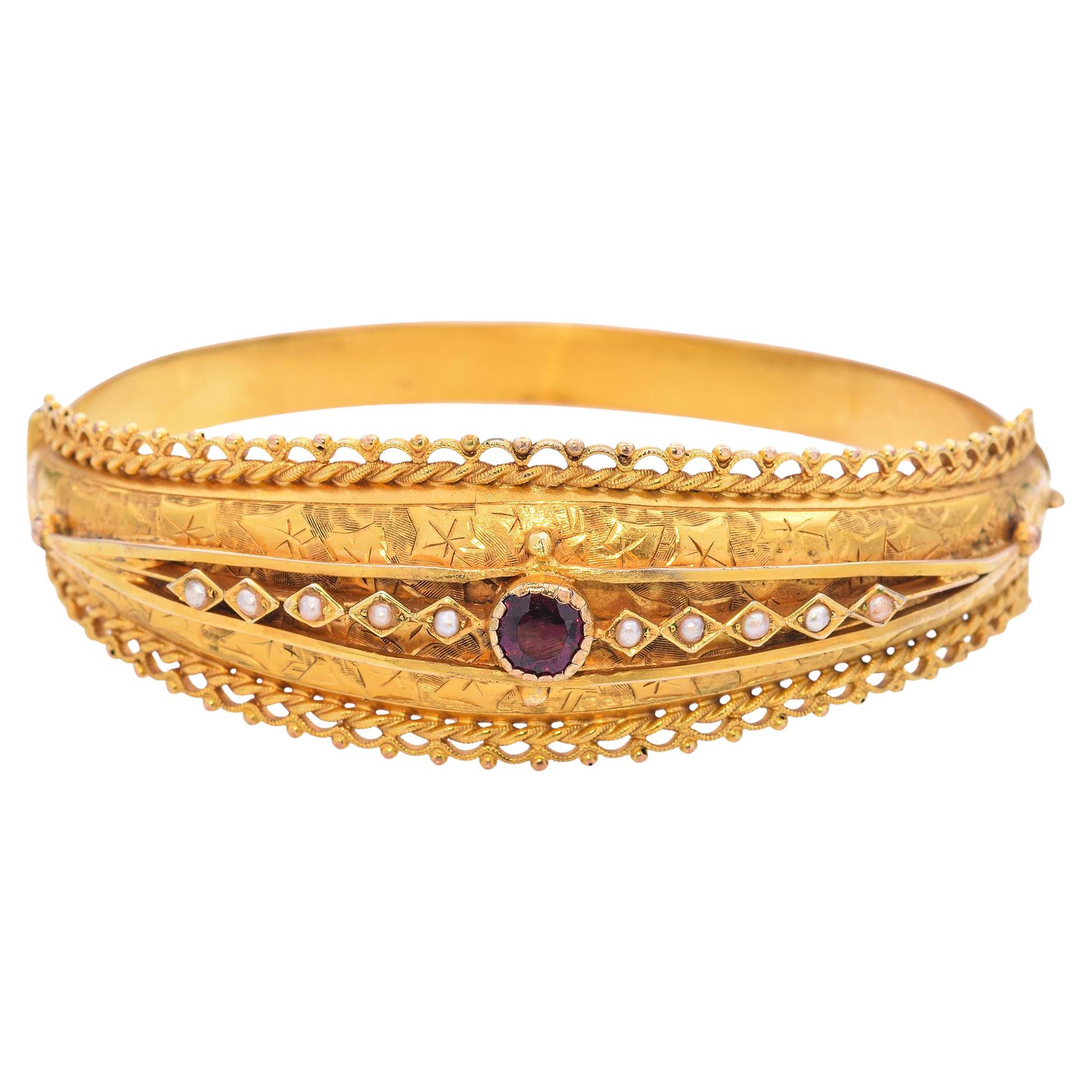 Vintage 10k Yellow Gold Rhodolite Garnet and Pearl Hinged Bangle Bracelet en vente