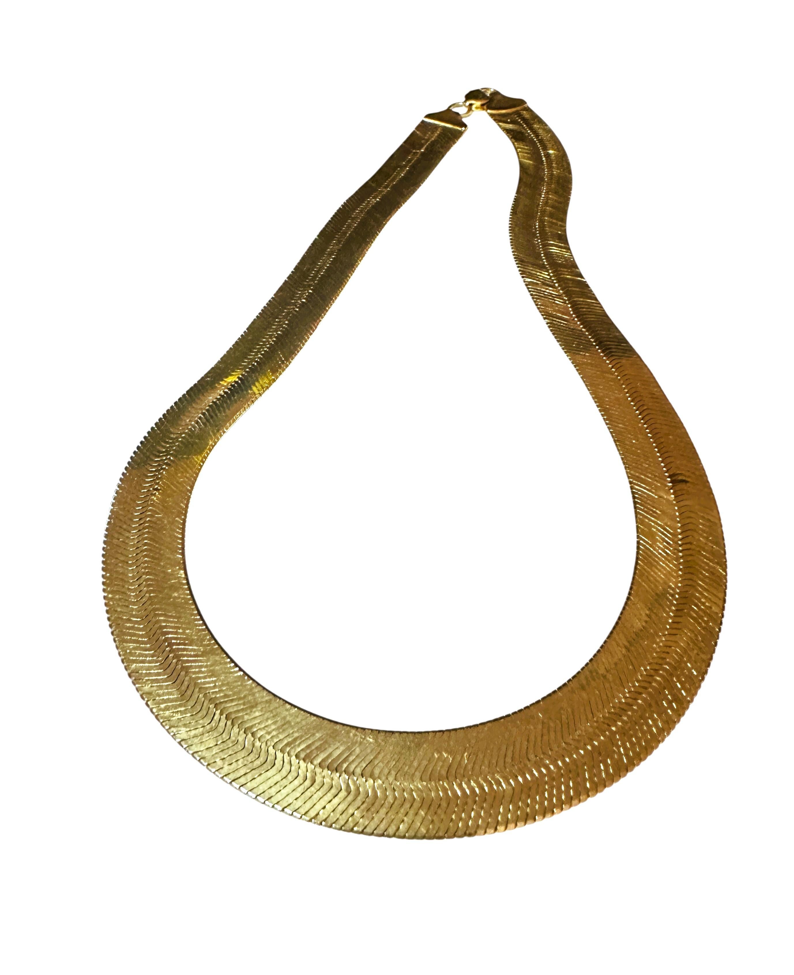 Vintage By in oro giallo 10K Collana a spina di pesce scintillante larga 15 mm, 55,33 grammi in vendita 1