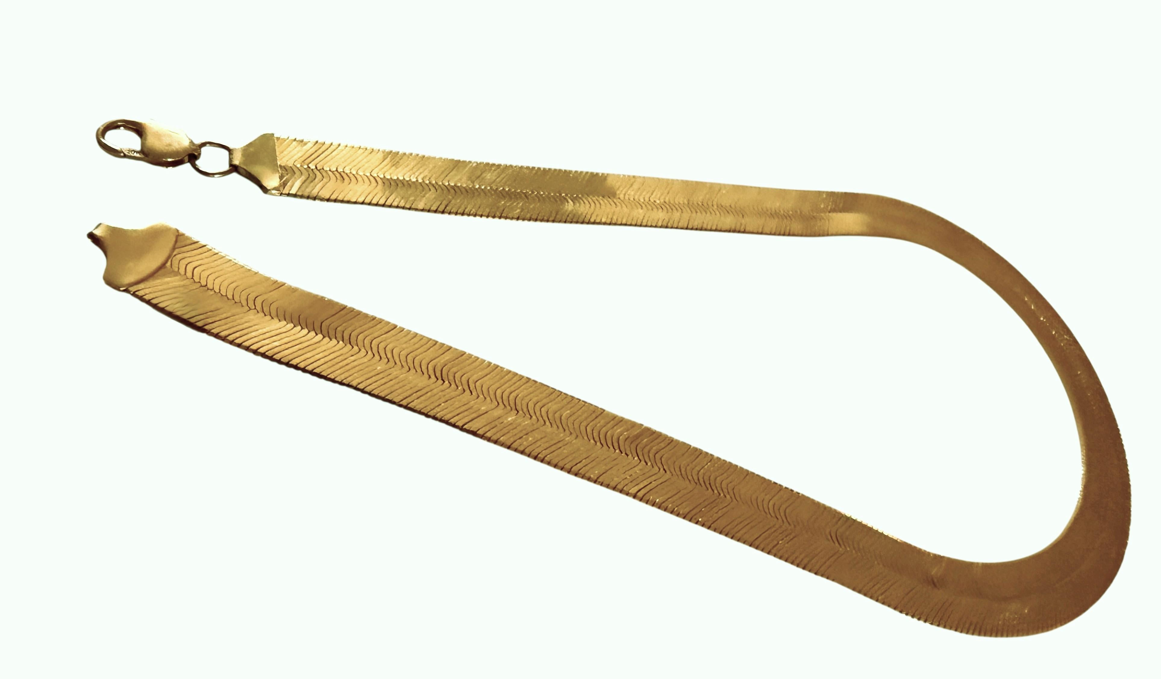 Vintage By in oro giallo 10K Collana a spina di pesce scintillante larga 15 mm, 55,33 grammi in vendita 3