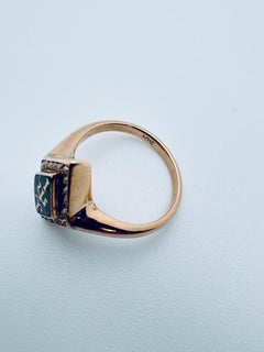 Vintage 10K Yellow Gold Upsilon Fraternity Badge Ring with Black Enamel & Seed