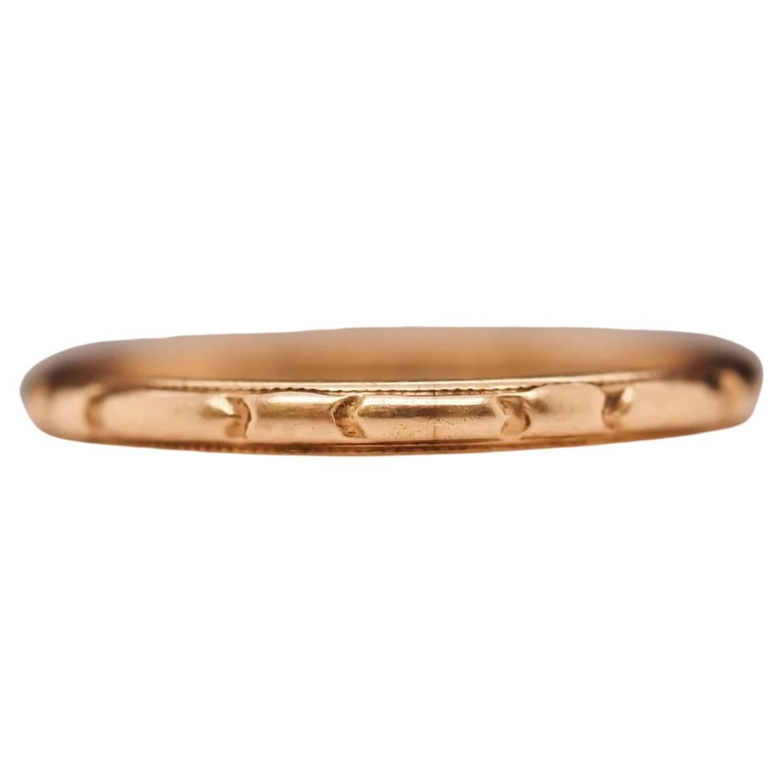 Vintage 10K Yellow Gold Wedding Band For Sale