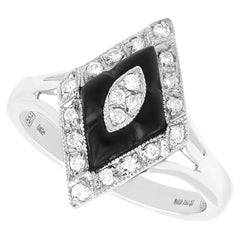 Bague Vintage 1.1 Carat Black Onyx et 0.24 Carat Diamond 18k White Gold 